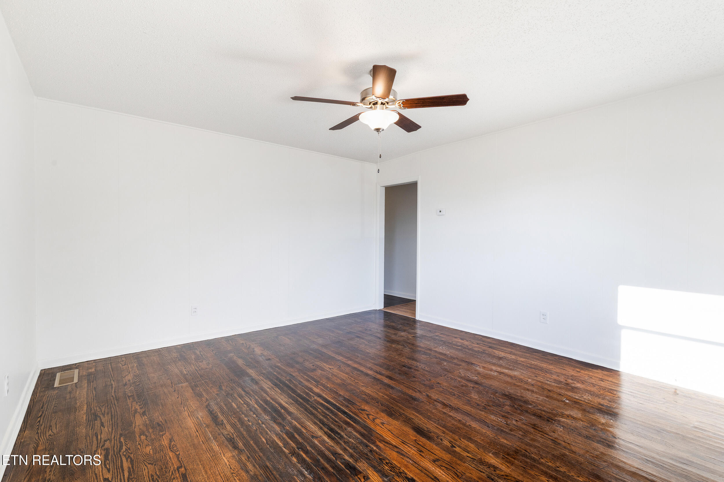 2705 NE Spencer Street Knoxville TN 37917