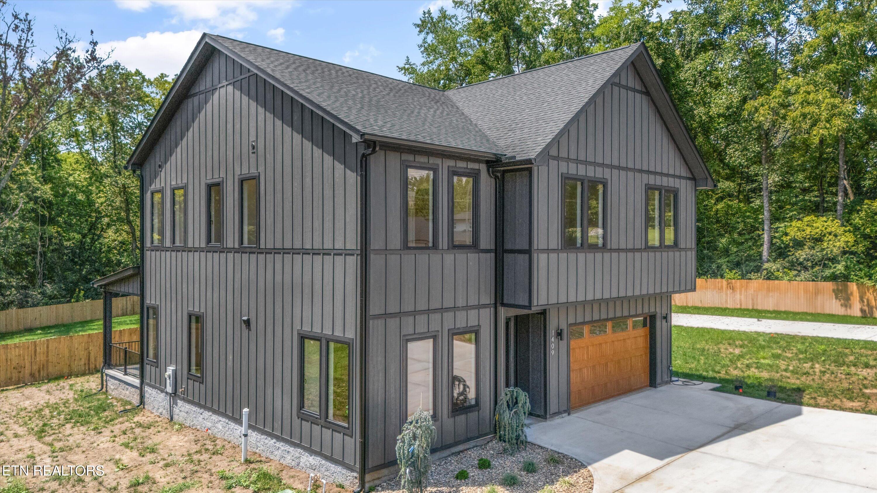 1409 Rudder Lane Knoxville TN 37919