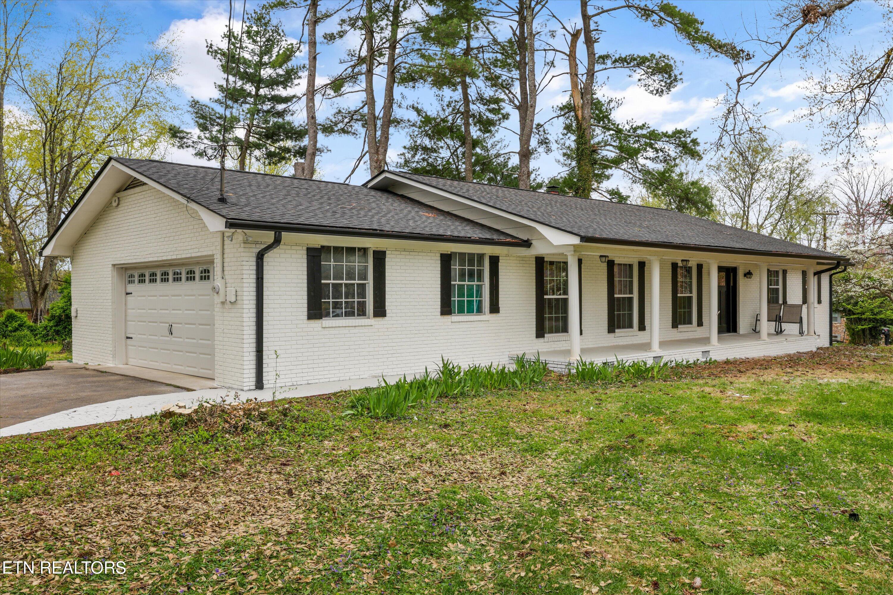 8808 Regent Lane Knoxville TN 37923