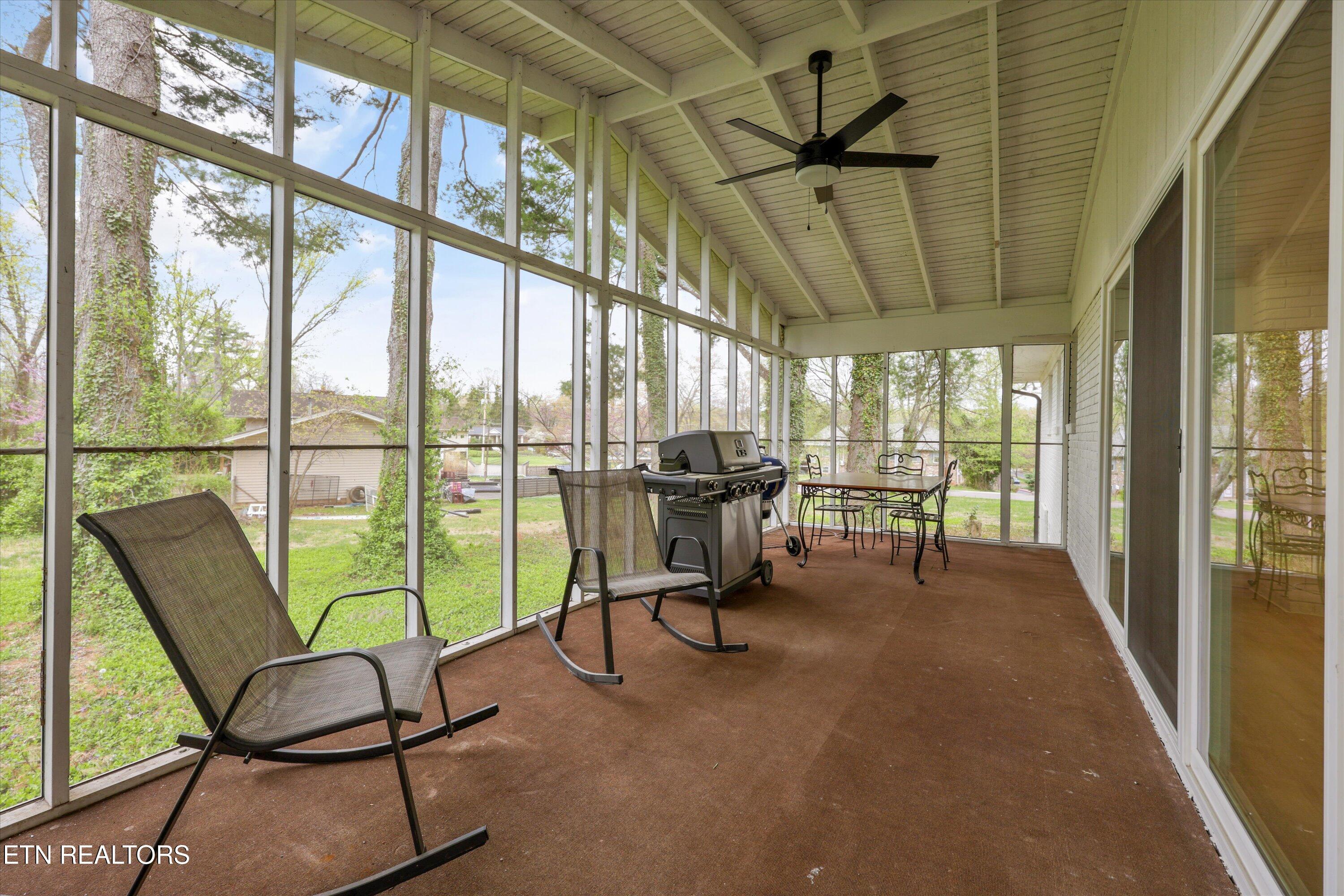 8808 Regent Lane Knoxville TN 37923