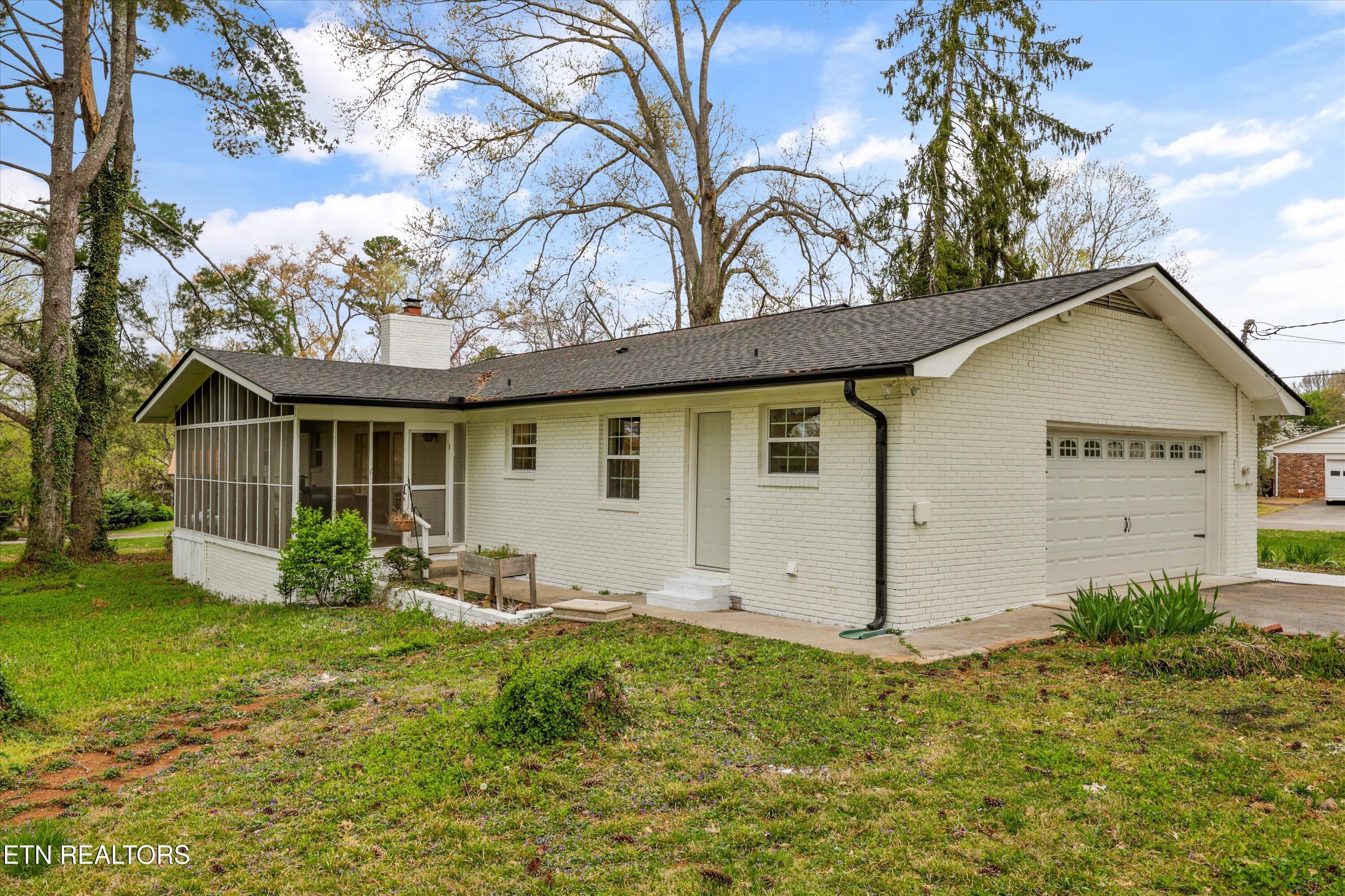 8808 Regent Lane Knoxville TN 37923