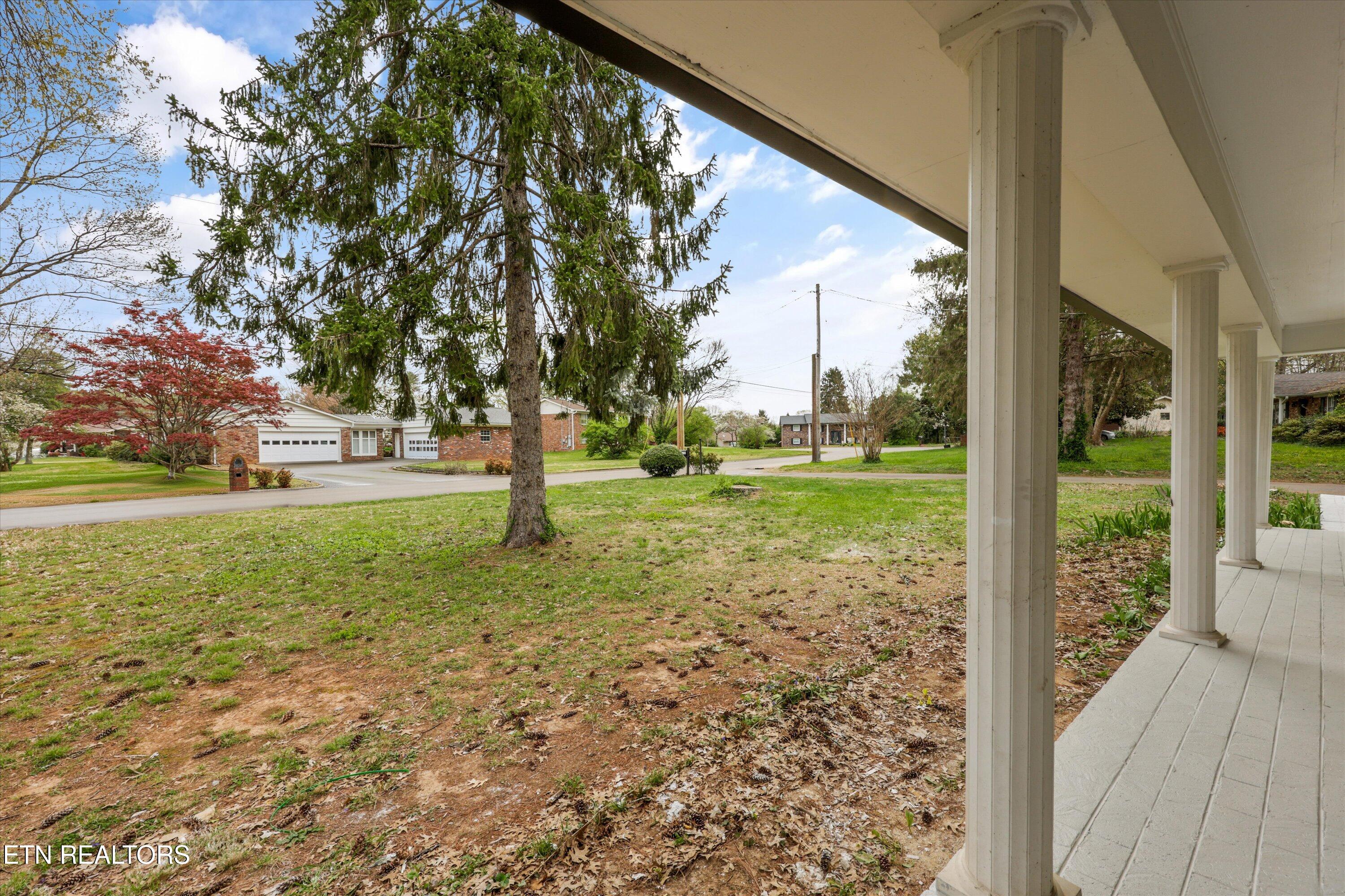 8808 Regent Lane Knoxville TN 37923
