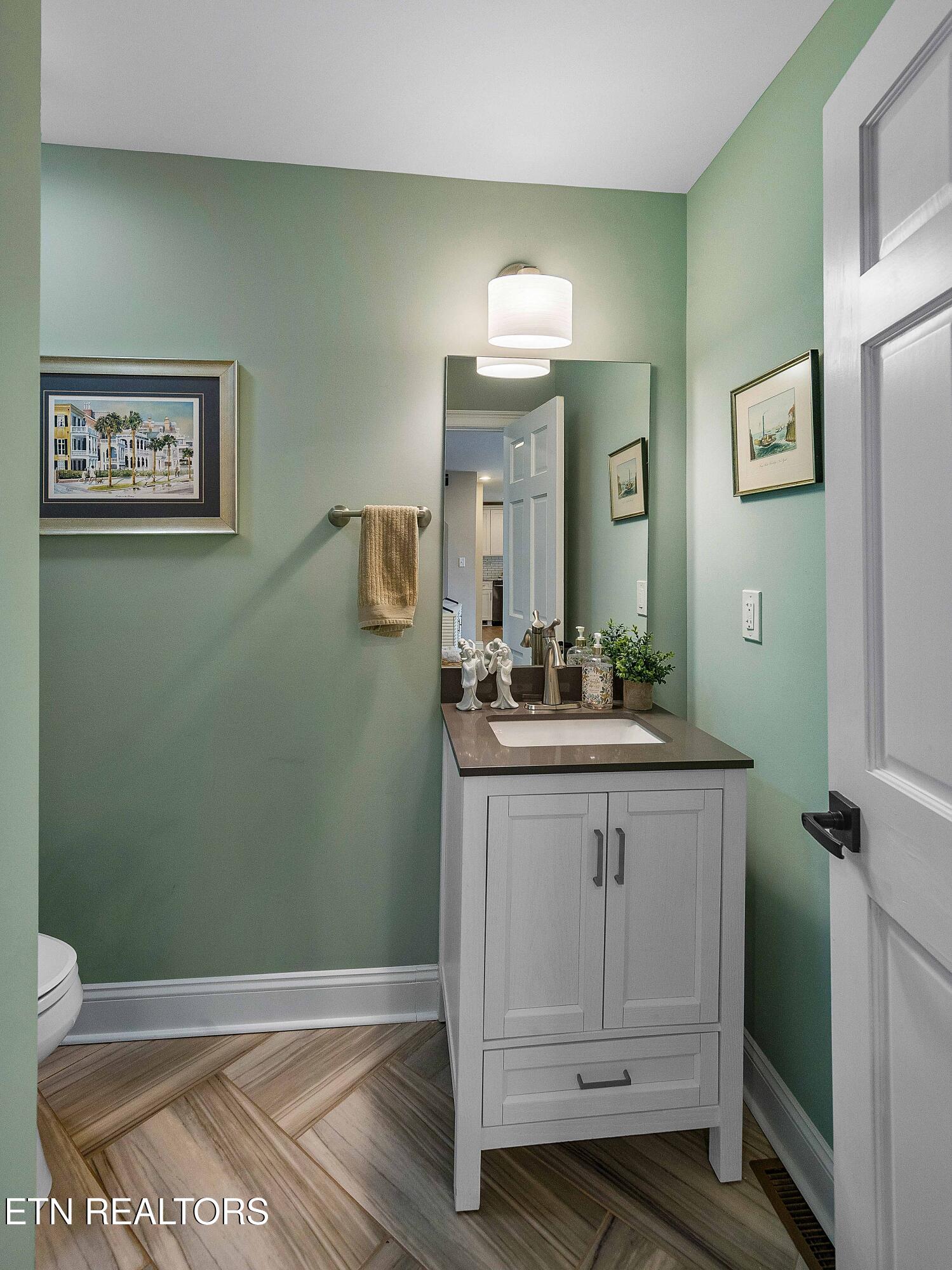 202 Spring View Drive Lenoir City TN 37772