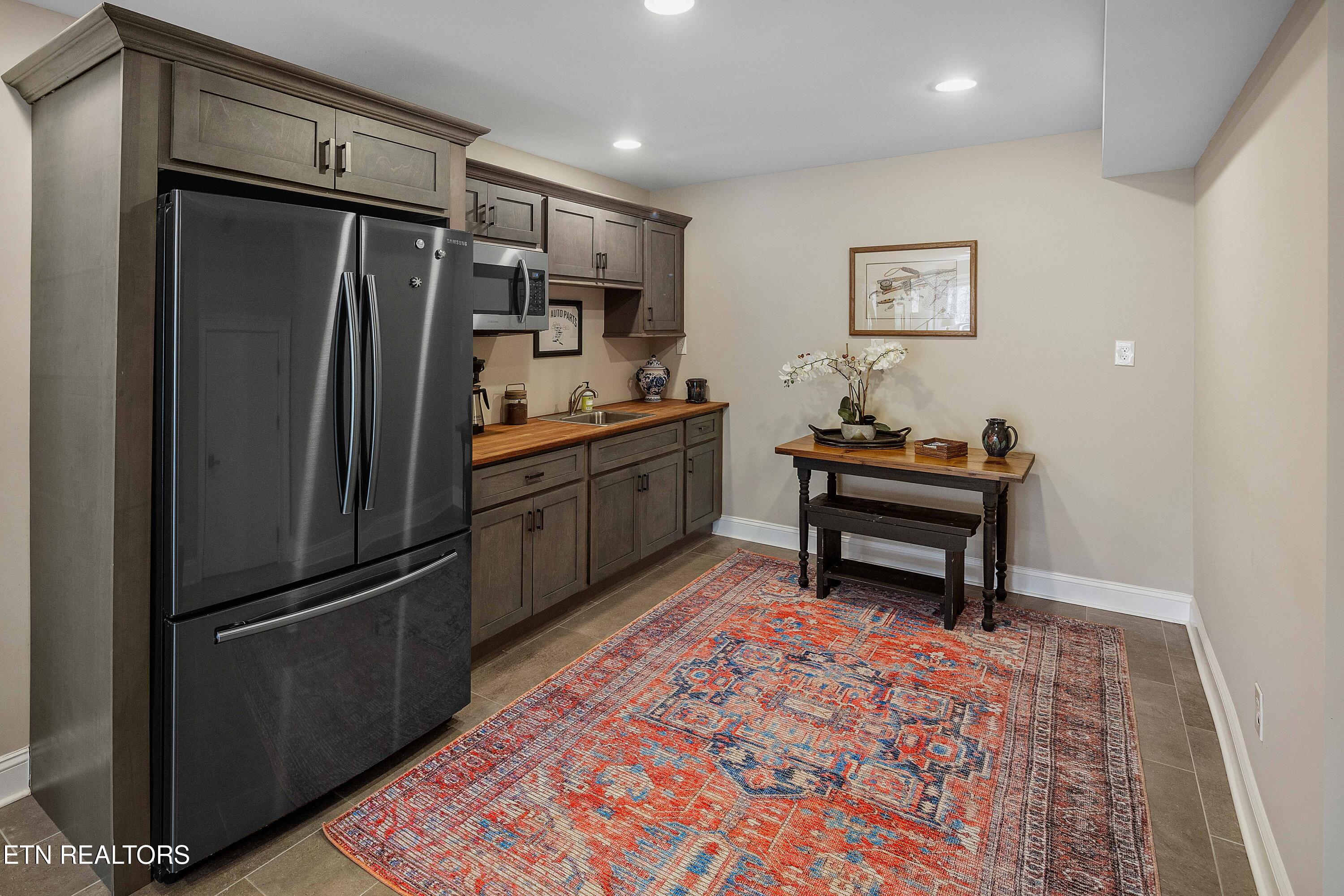 202 Spring View Drive Lenoir City TN 37772
