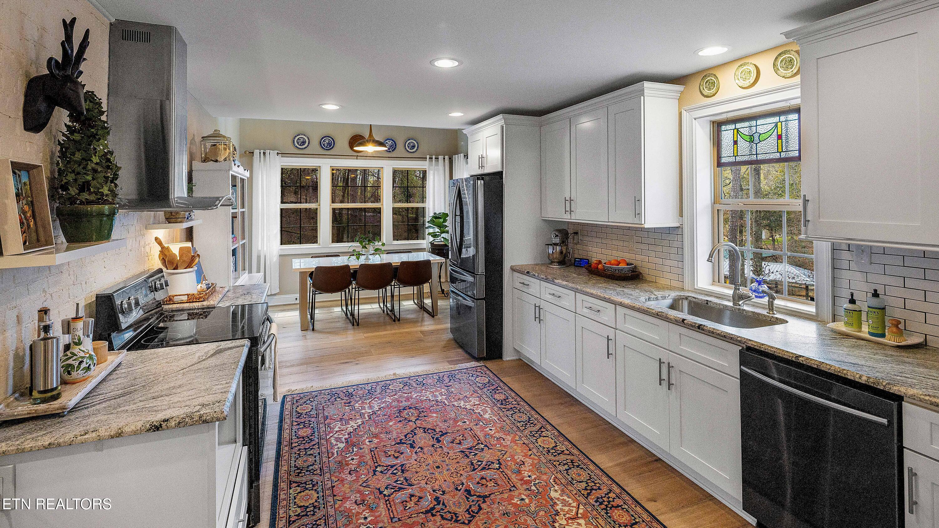 202 Spring View Drive Lenoir City TN 37772
