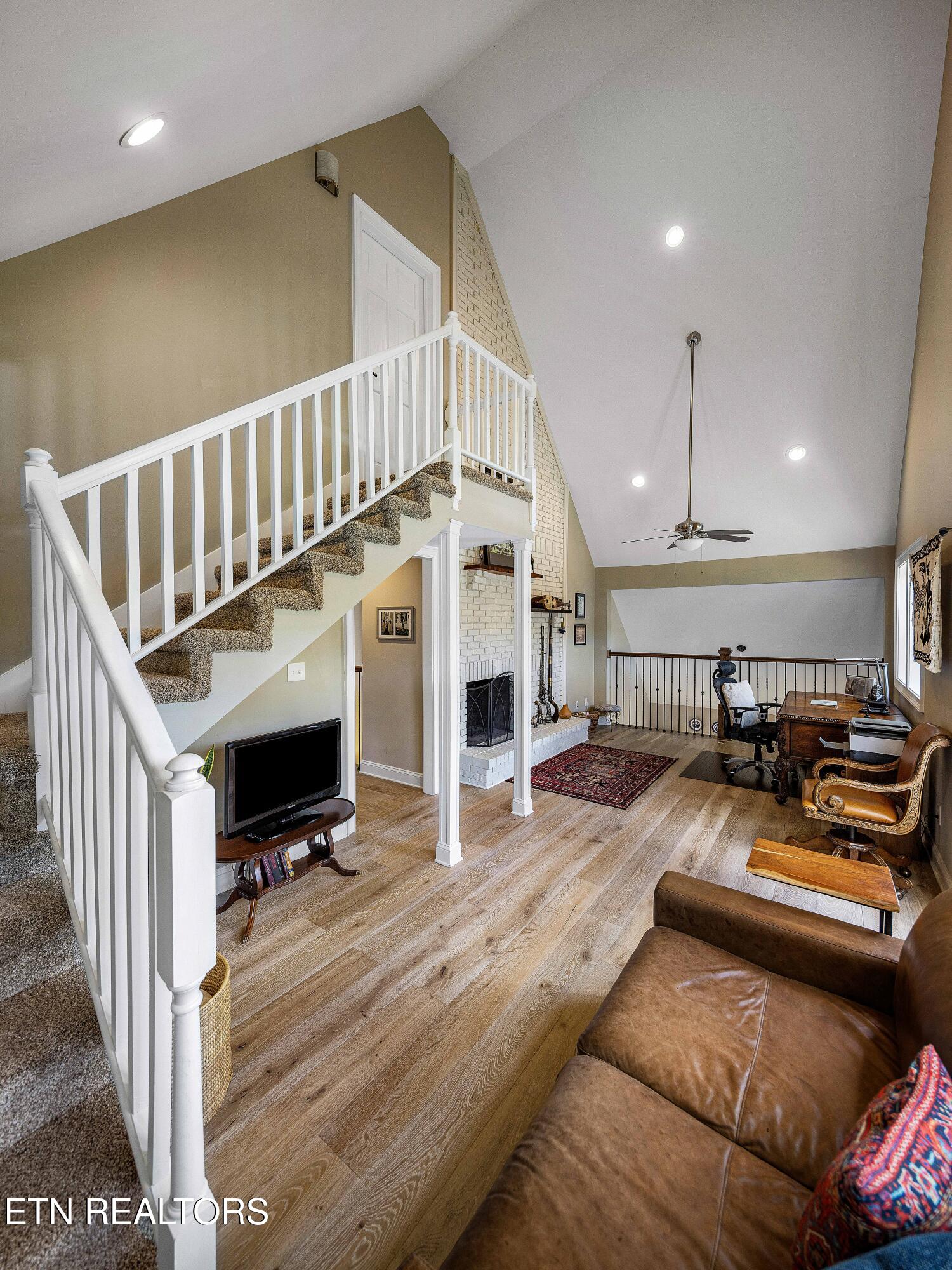 202 Spring View Drive Lenoir City TN 37772