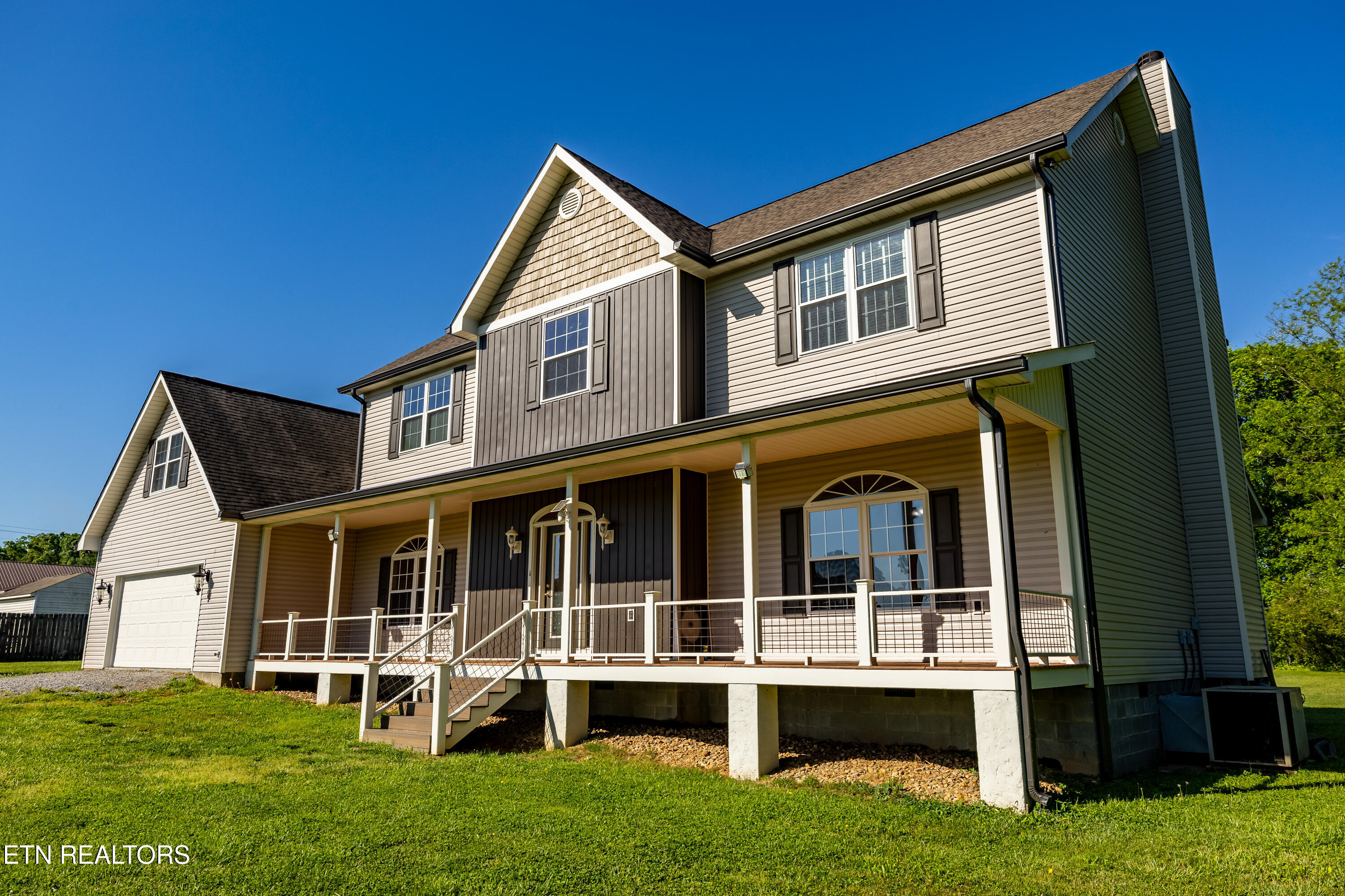 5703 Old Niles Ferry Pike Greenback TN 37742