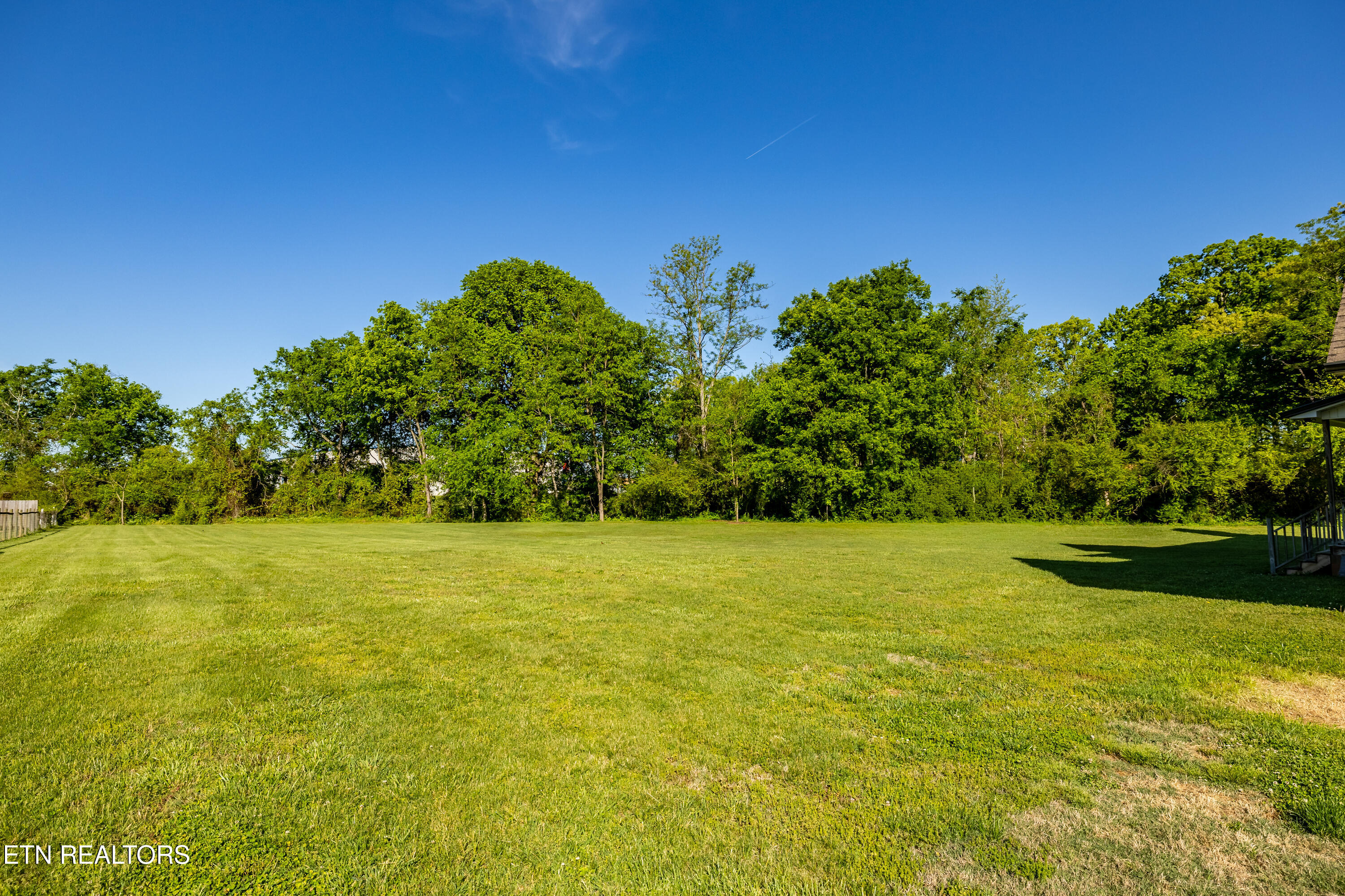 5703 Old Niles Ferry Pike Greenback TN 37742