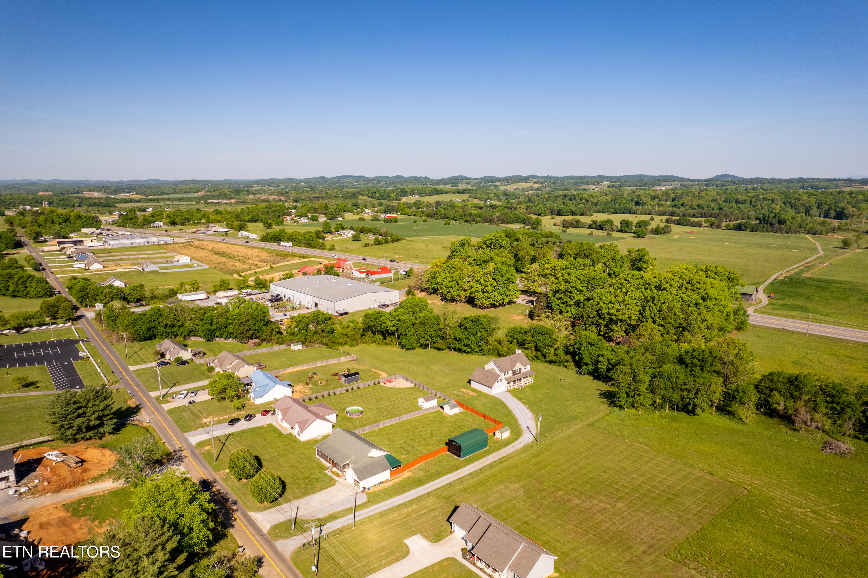 5703 Old Niles Ferry Pike Greenback TN 37742