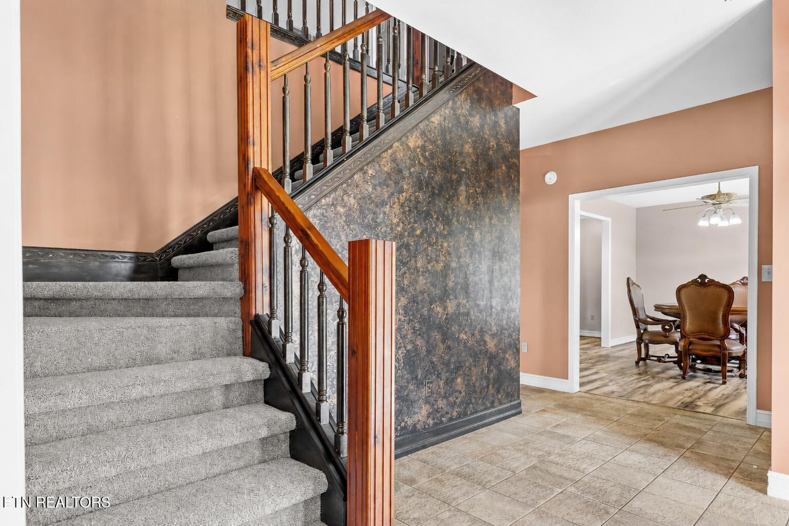 5703 Old Niles Ferry Pike Greenback TN 37742