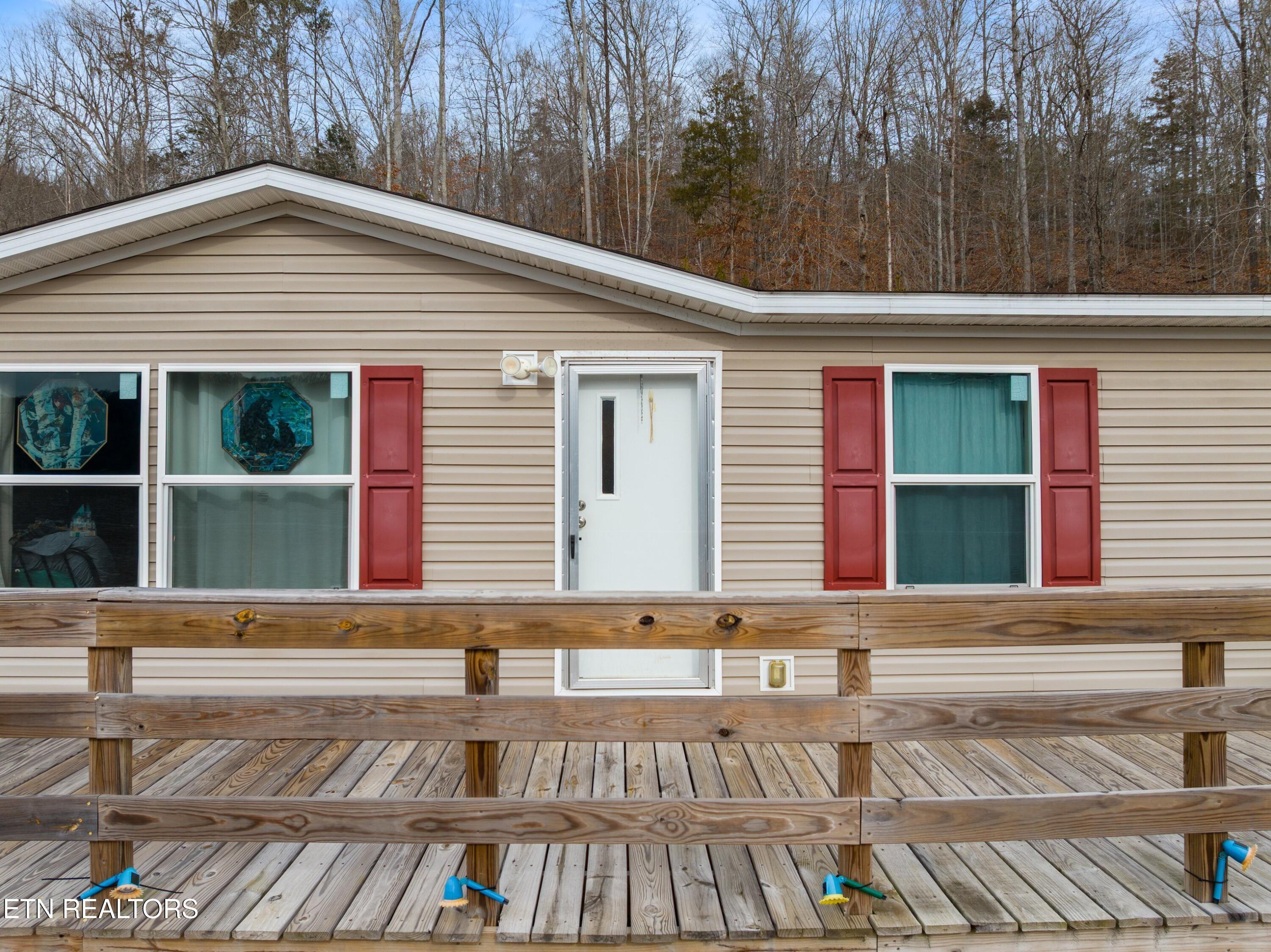1473 State Highway 33 Tazewell TN 37879