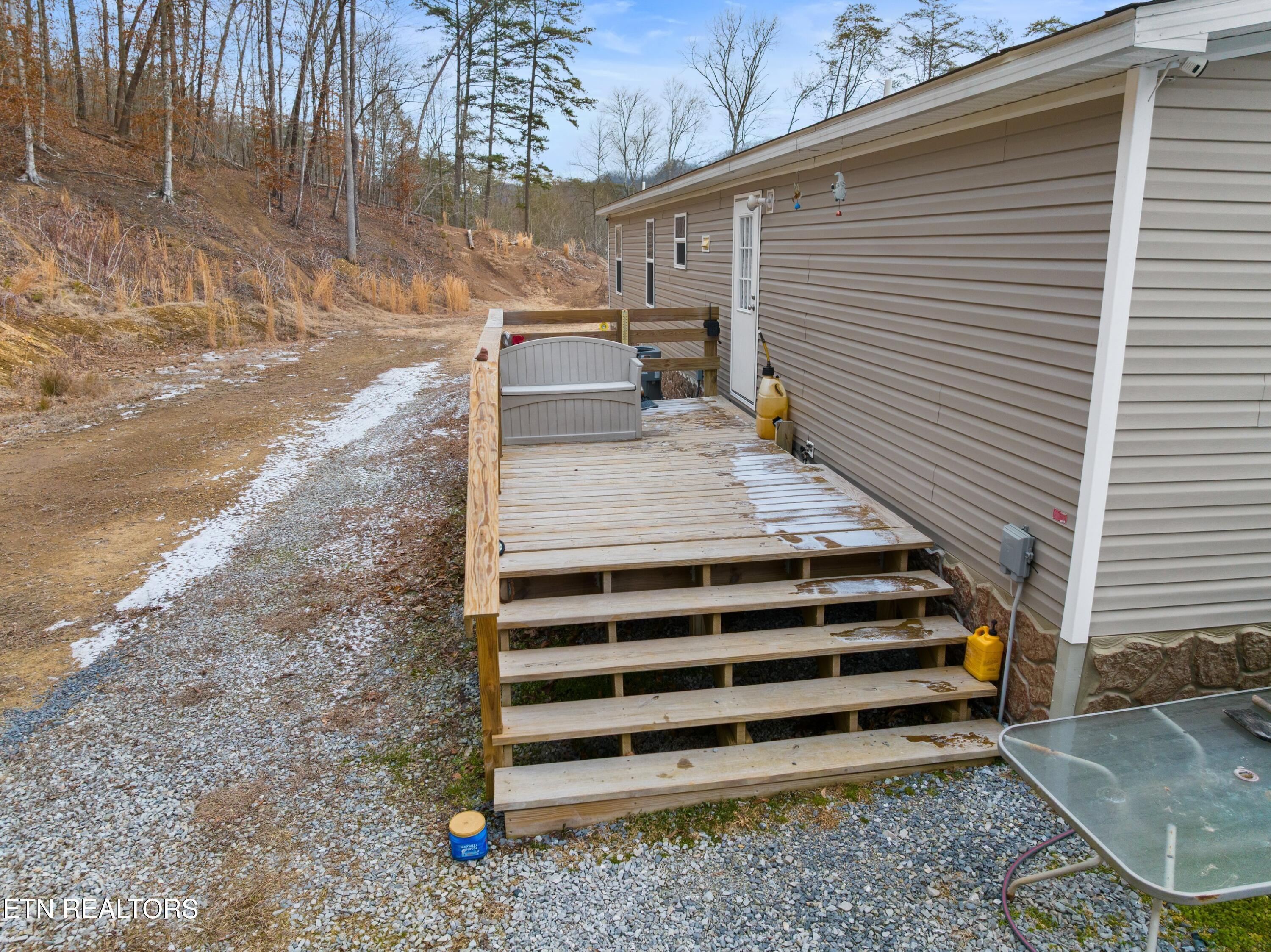 1473 State Highway 33 Tazewell TN 37879