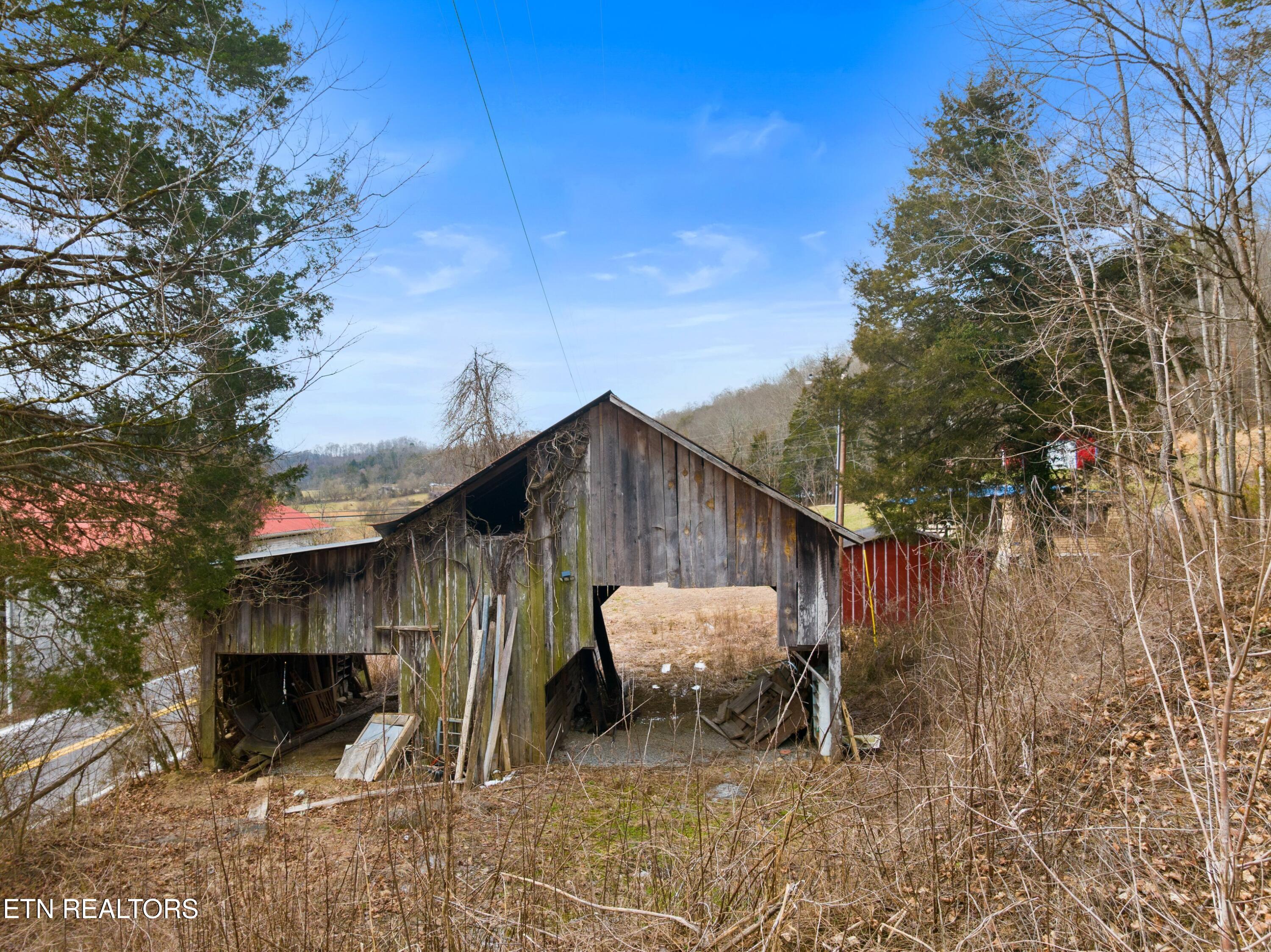1473 State Highway 33 Tazewell TN 37879