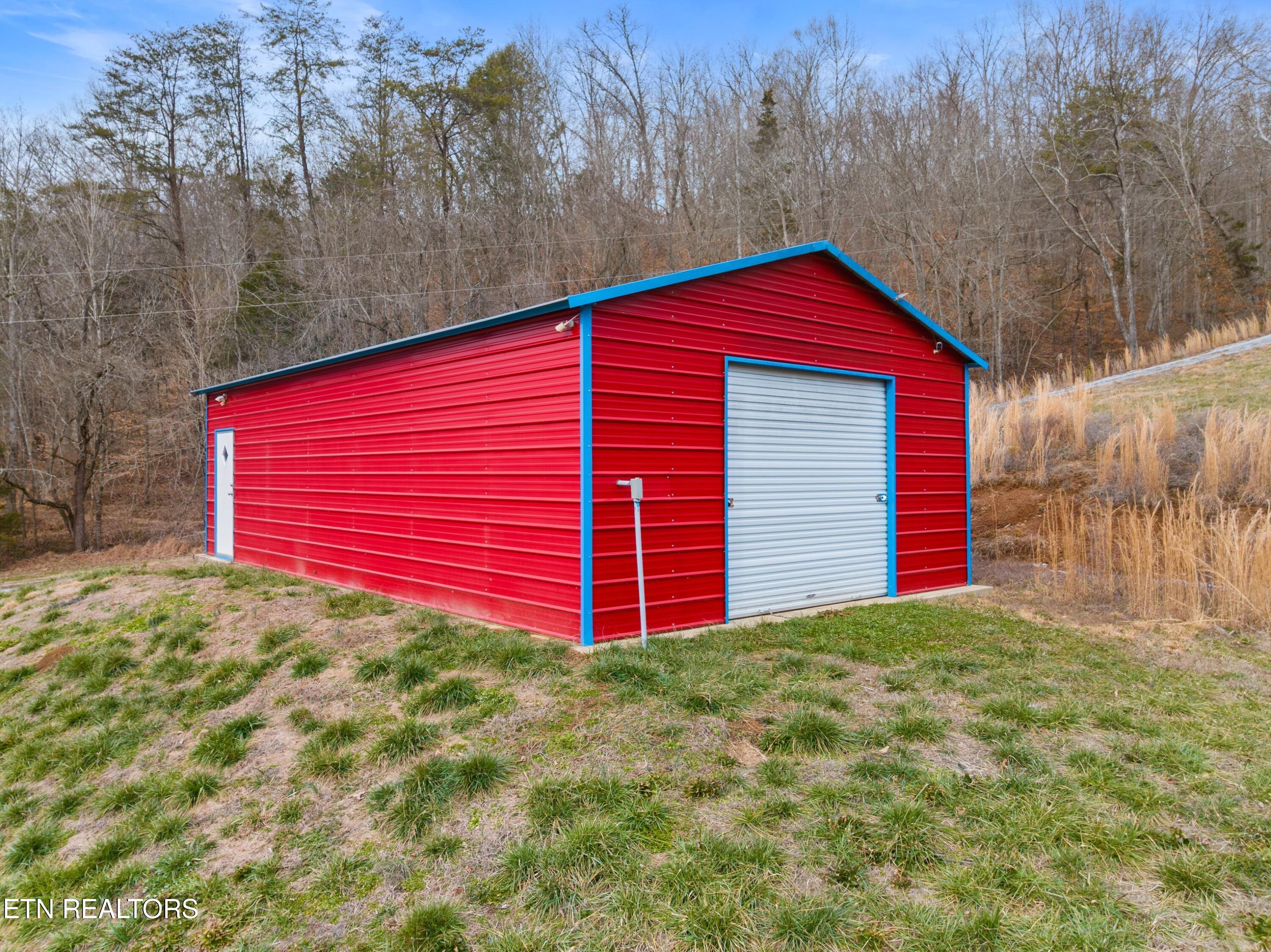 1473 State Highway 33 Tazewell TN 37879