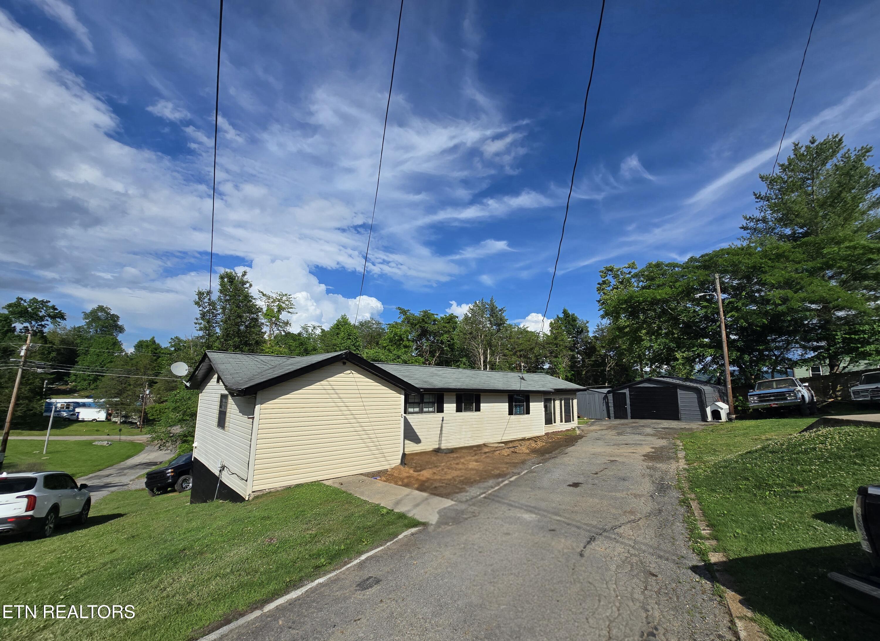 196 Cedar Lane New Tazewell TN 37825