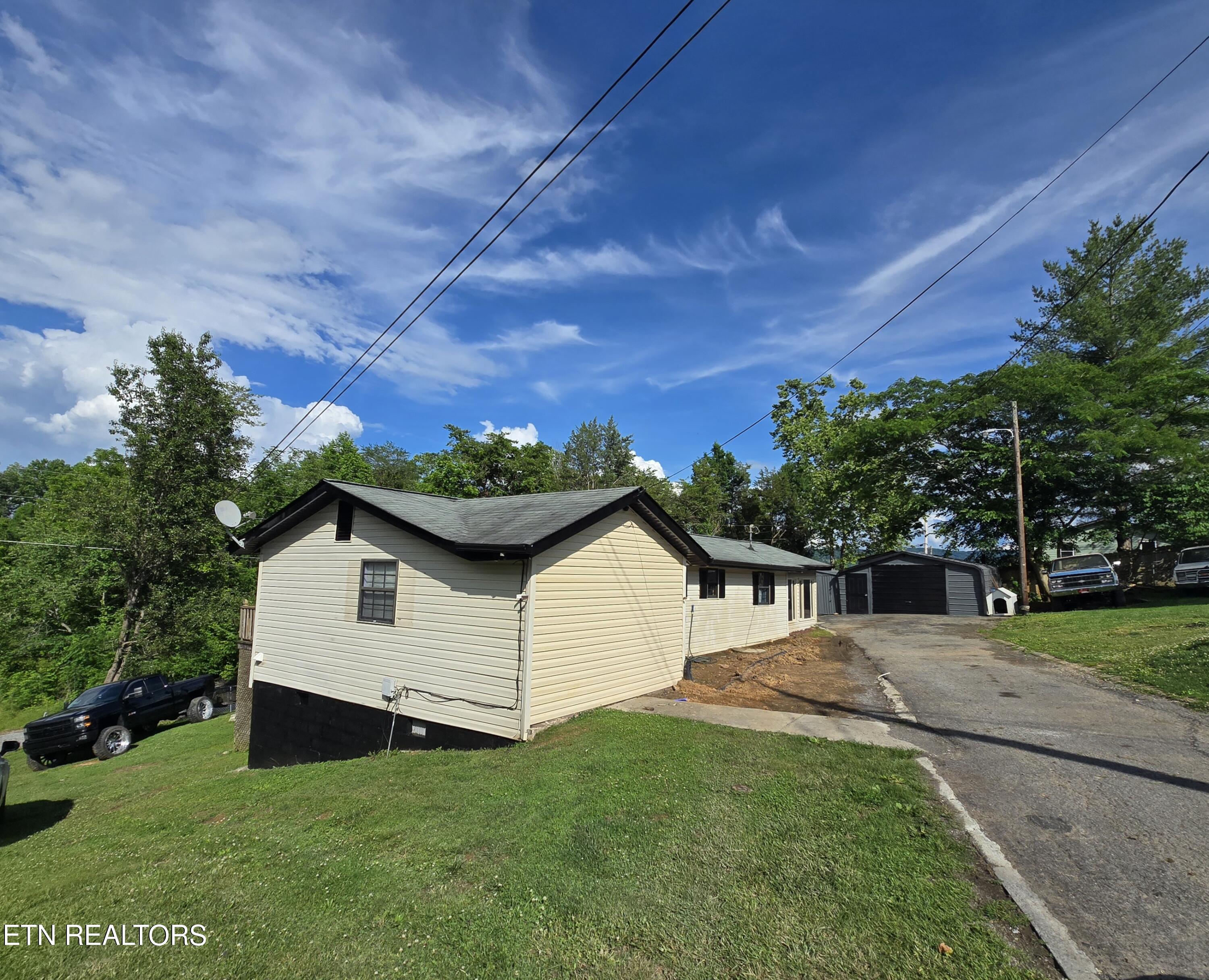 196 Cedar Lane New Tazewell TN 37825