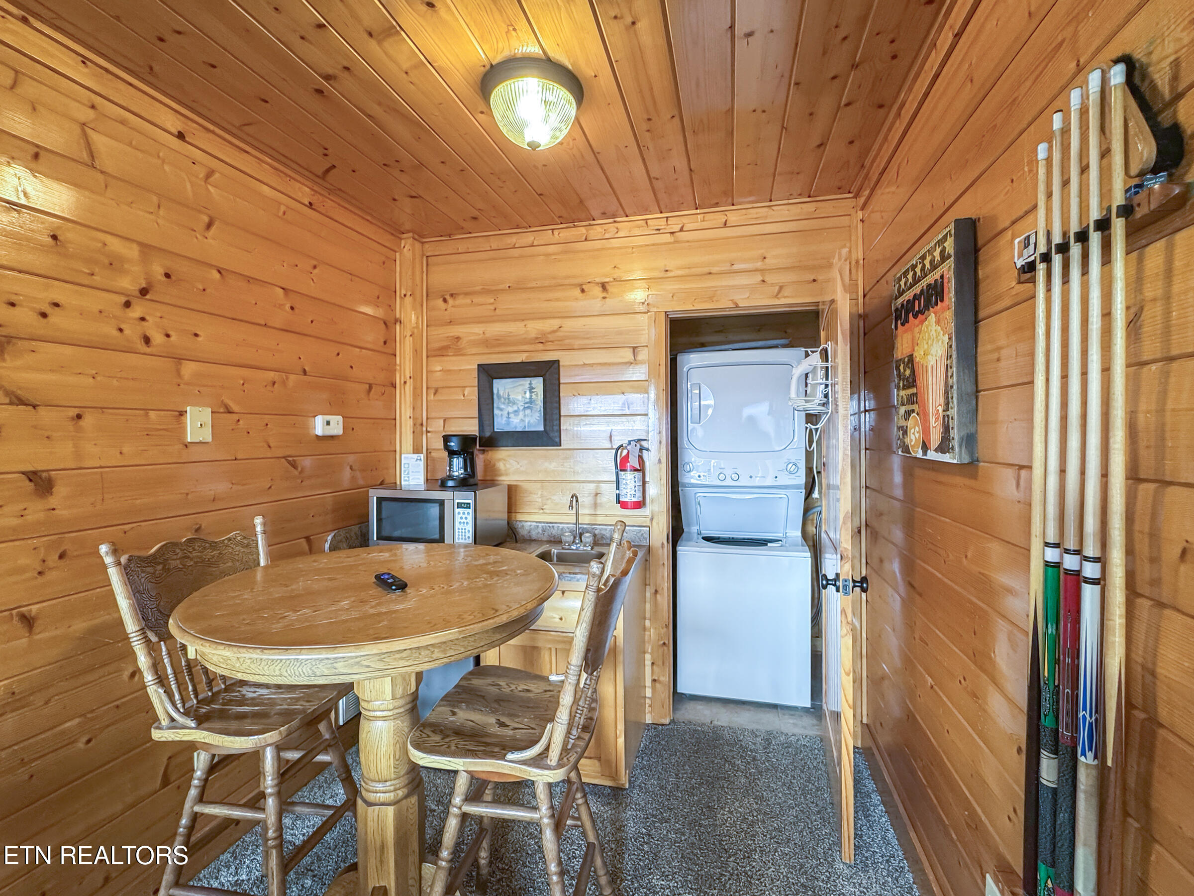 2607 Mountain Glory Trail Sevierville TN 37876