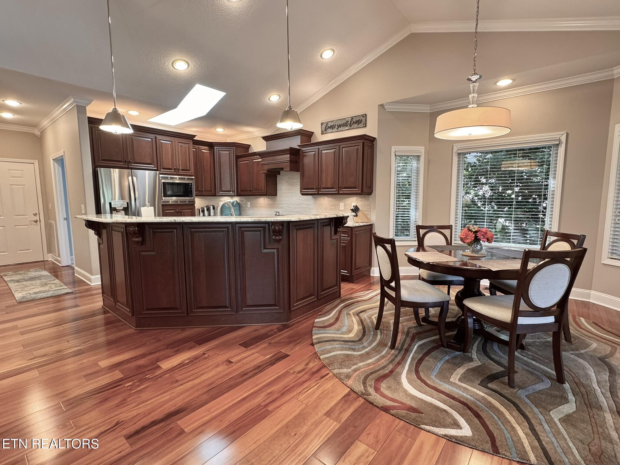 201 Iroquois Circle Loudon TN 37774