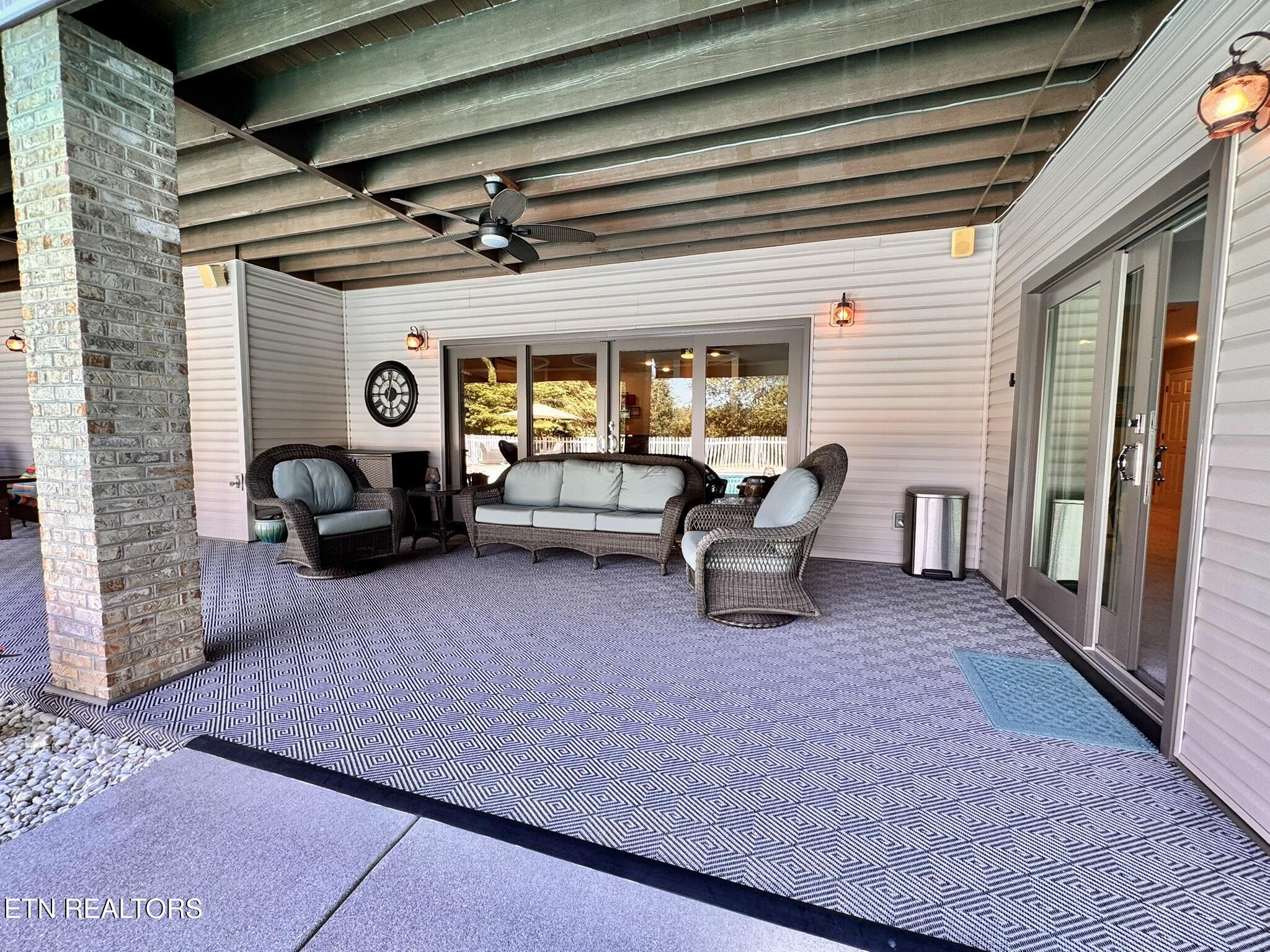 201 Iroquois Circle Loudon TN 37774