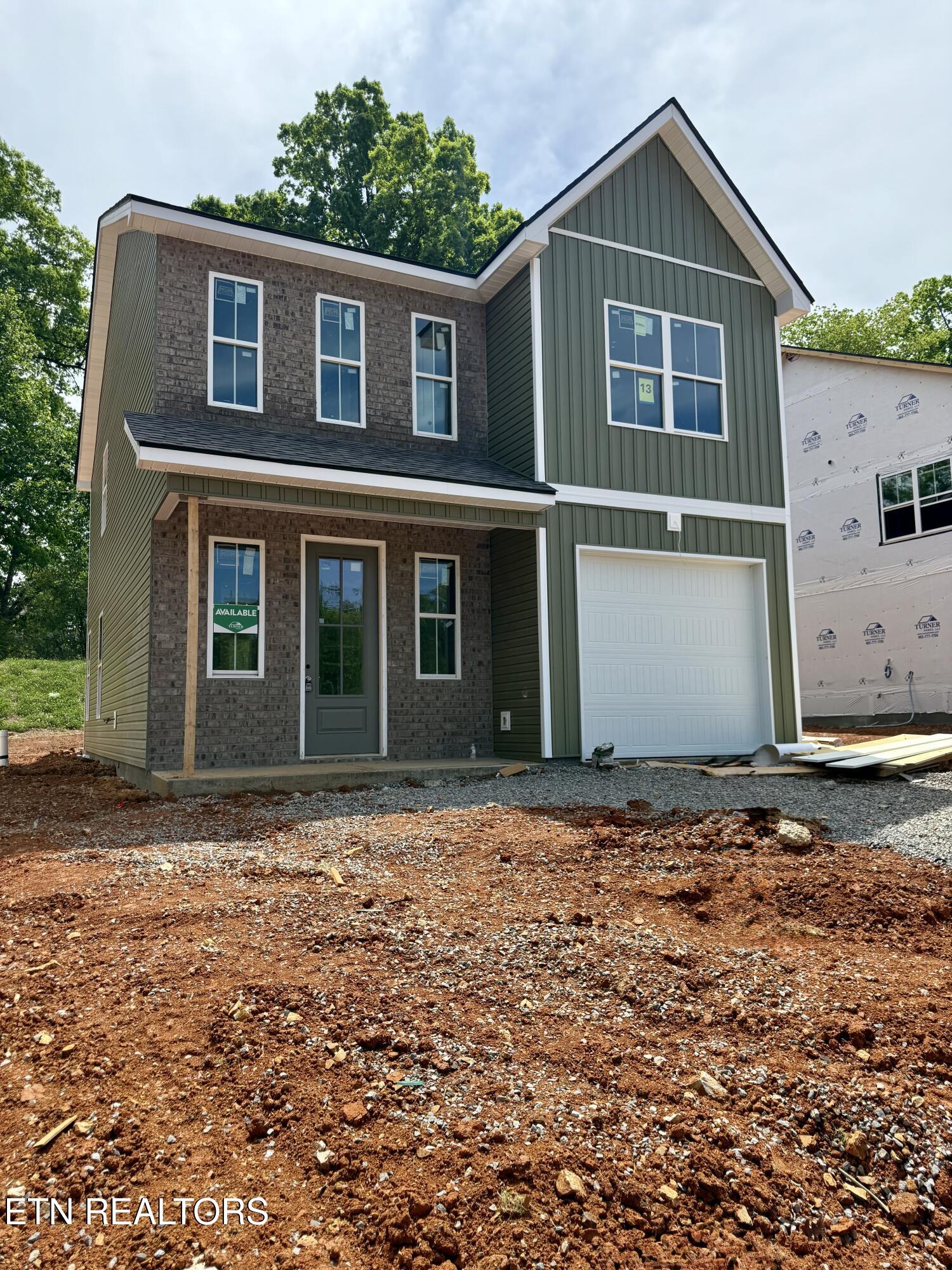 504 8th Avenue Lenoir City TN 37771