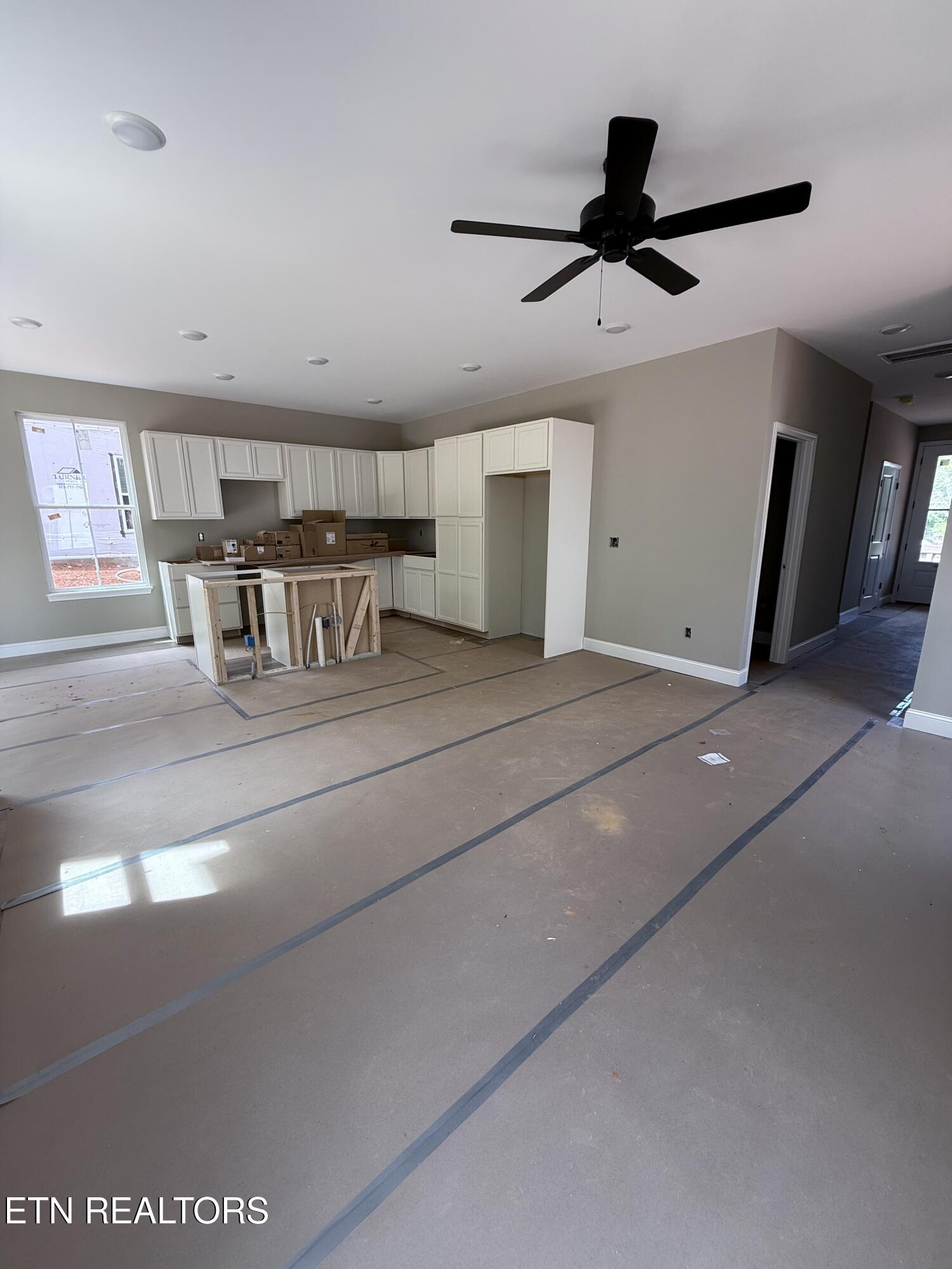 504 8th Avenue Lenoir City TN 37771