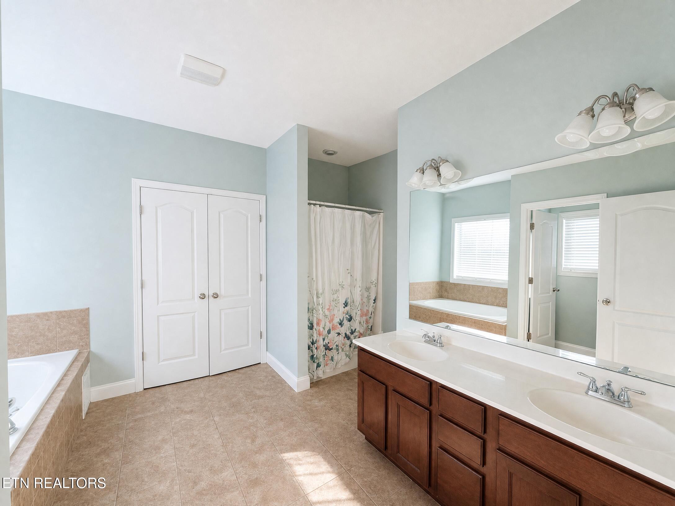 5518 Aromatic Aster Road Knoxville TN 37918