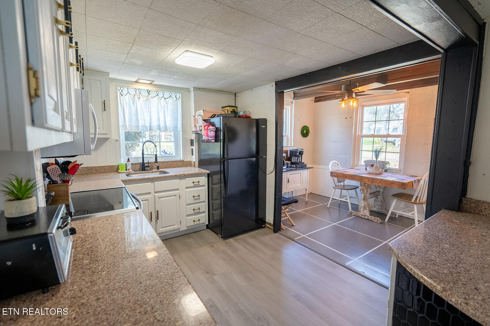 200 Oak Road Norris TN 37828