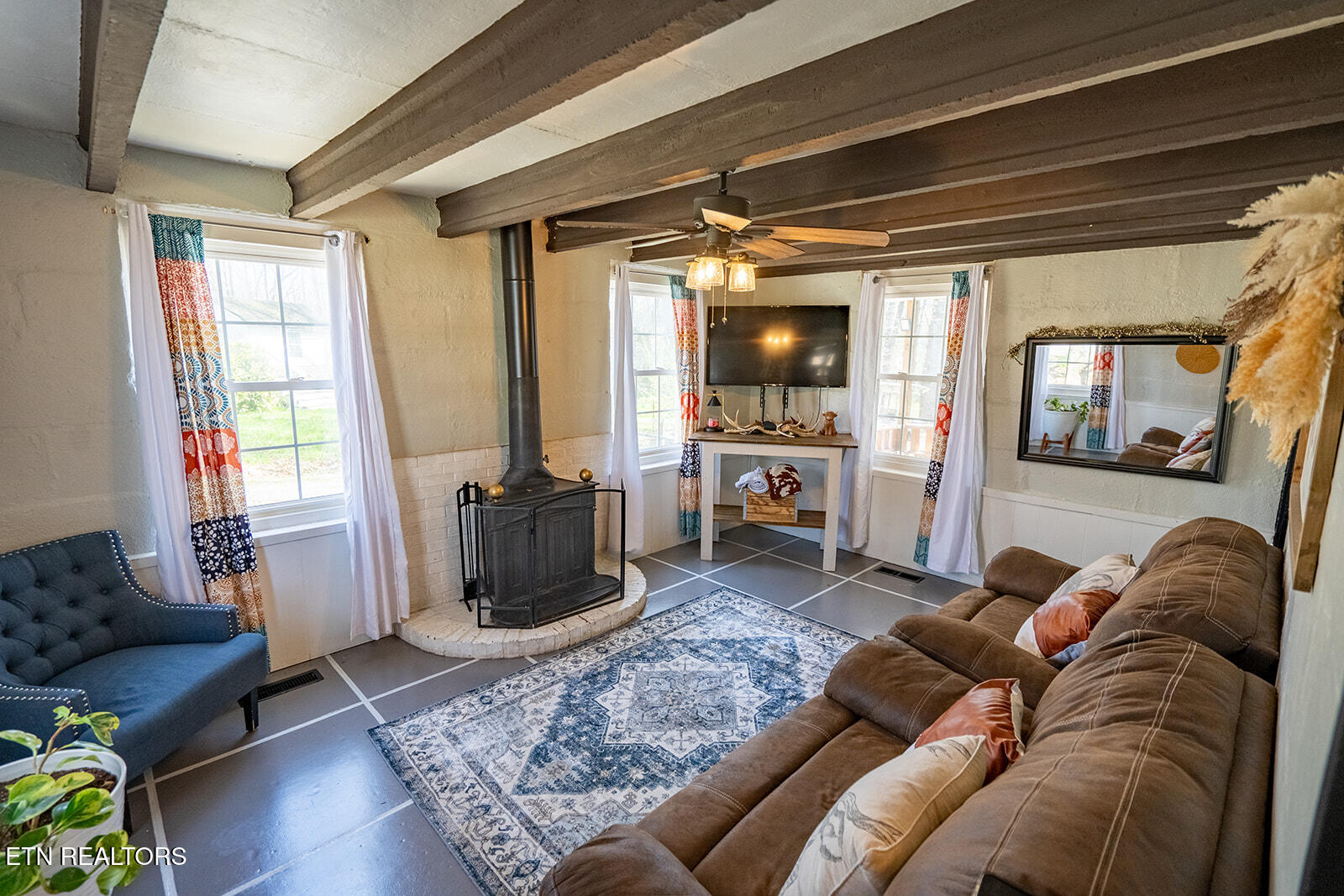 200 Oak Road Norris TN 37828