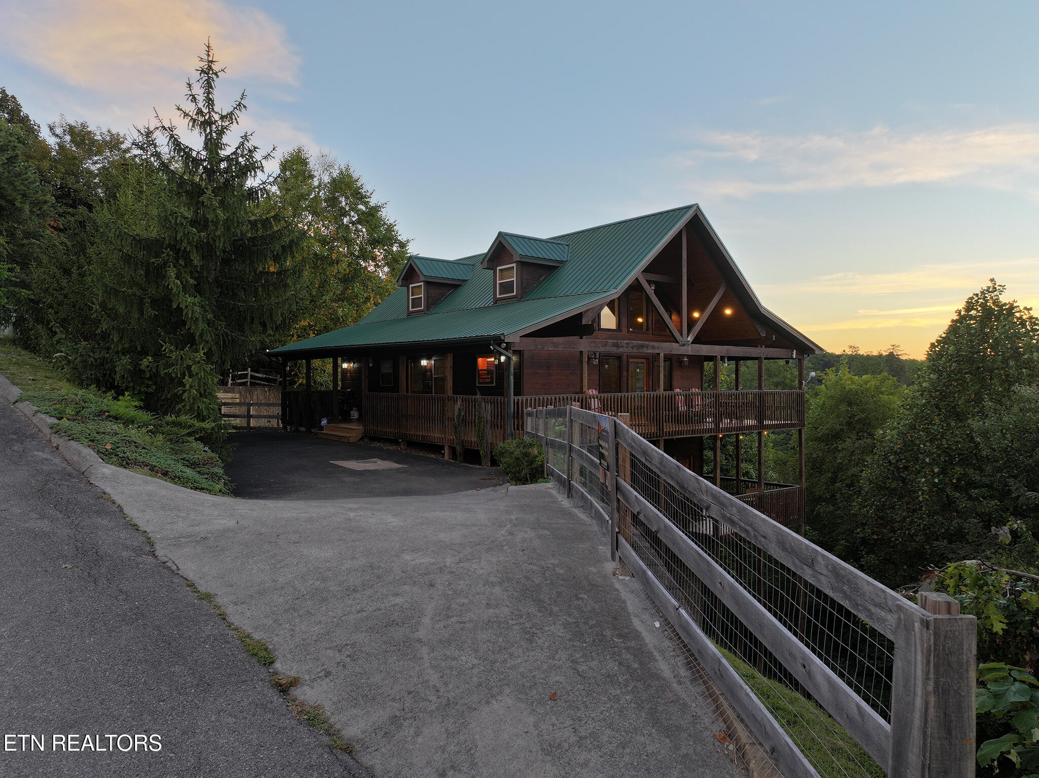 3248 Grouse Ridge Lane Sevierville TN 37862