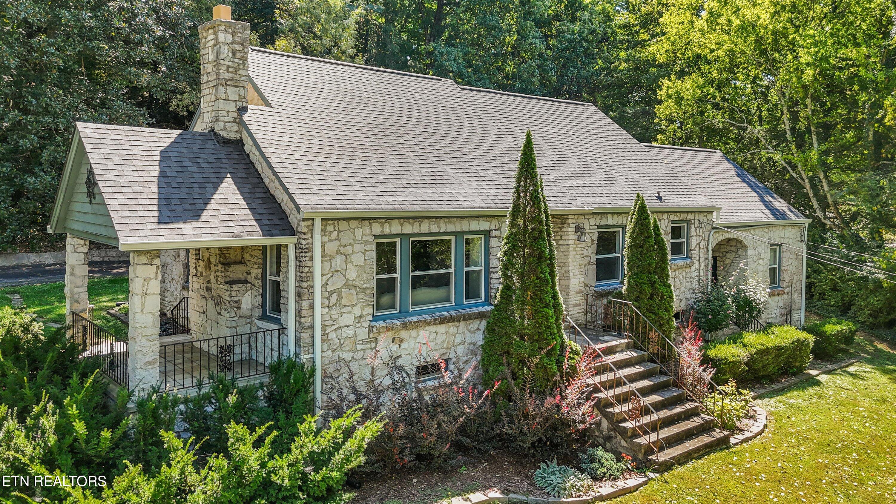 5106 Holston Drive Knoxville TN 37914