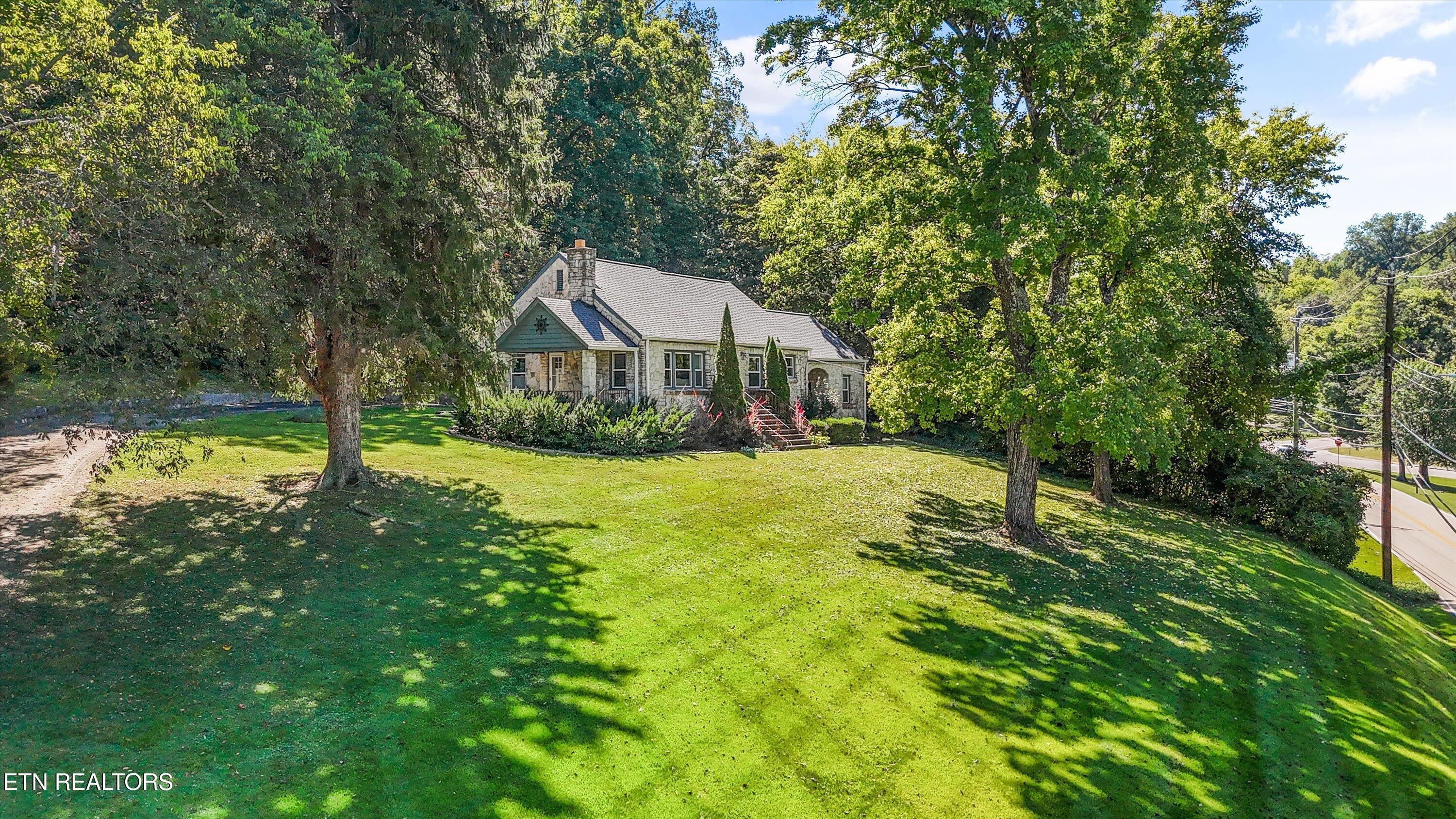 5106 Holston Drive Knoxville TN 37914
