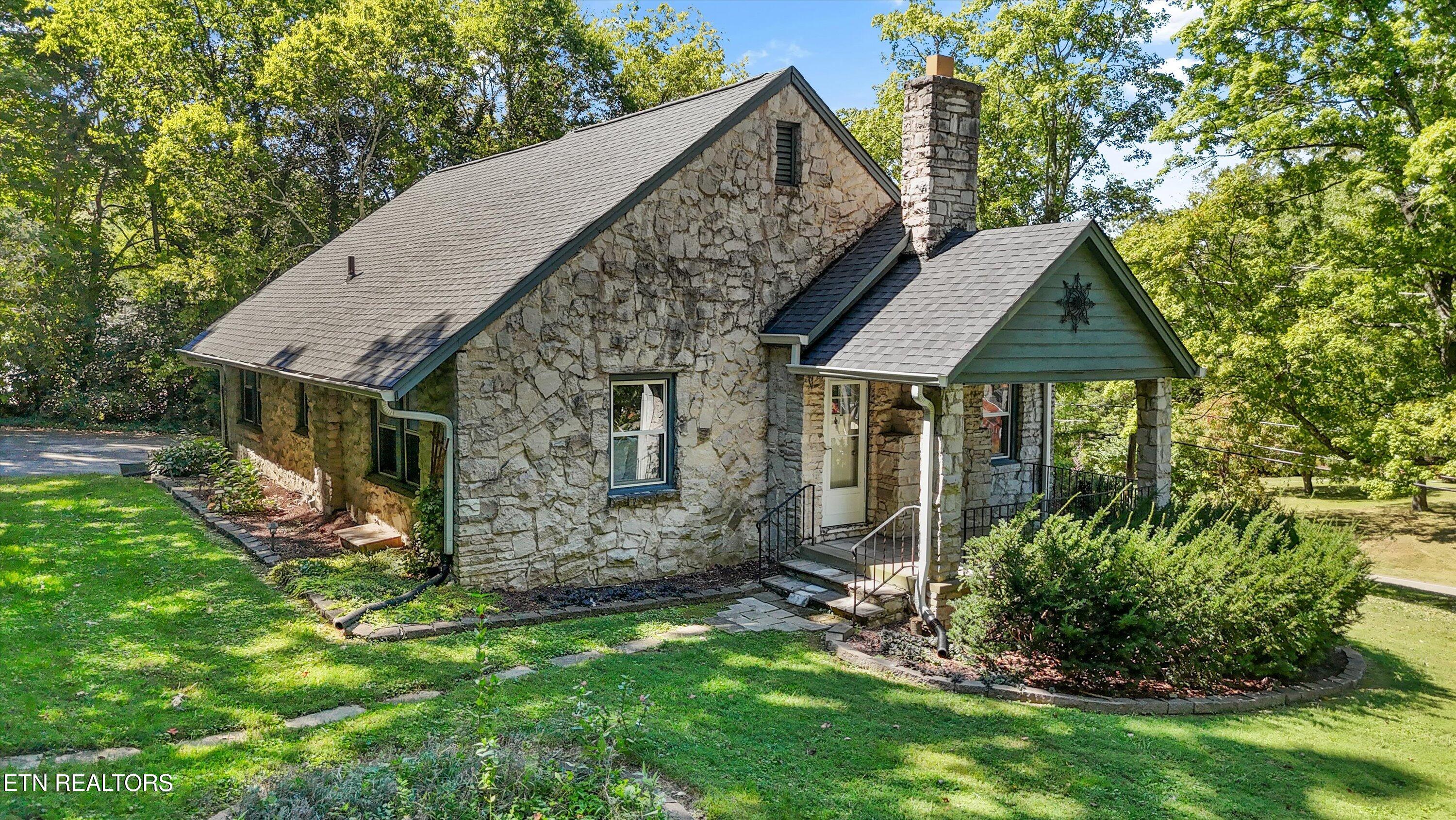 5106 Holston Drive Knoxville TN 37914