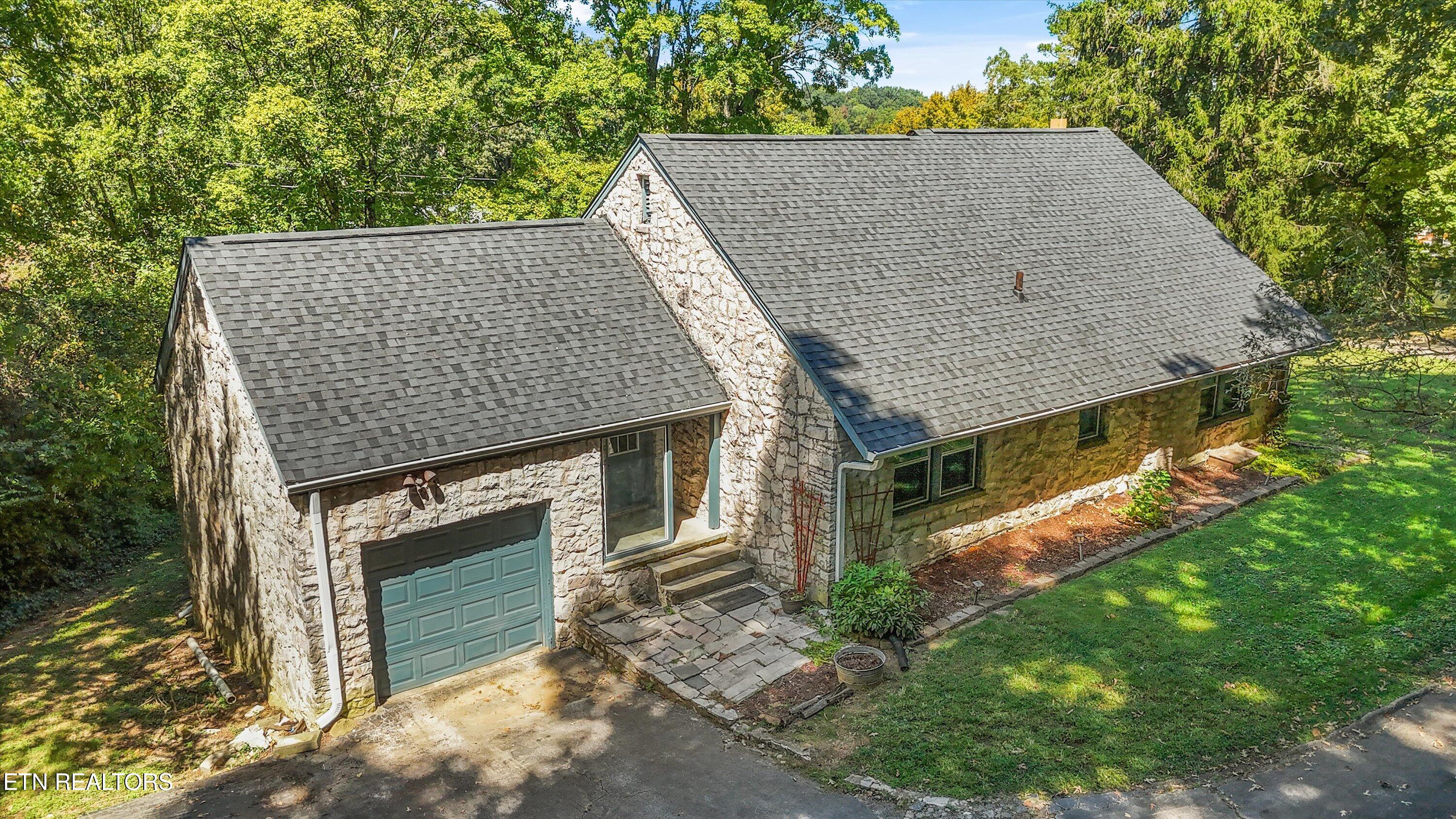 5106 Holston Drive Knoxville TN 37914