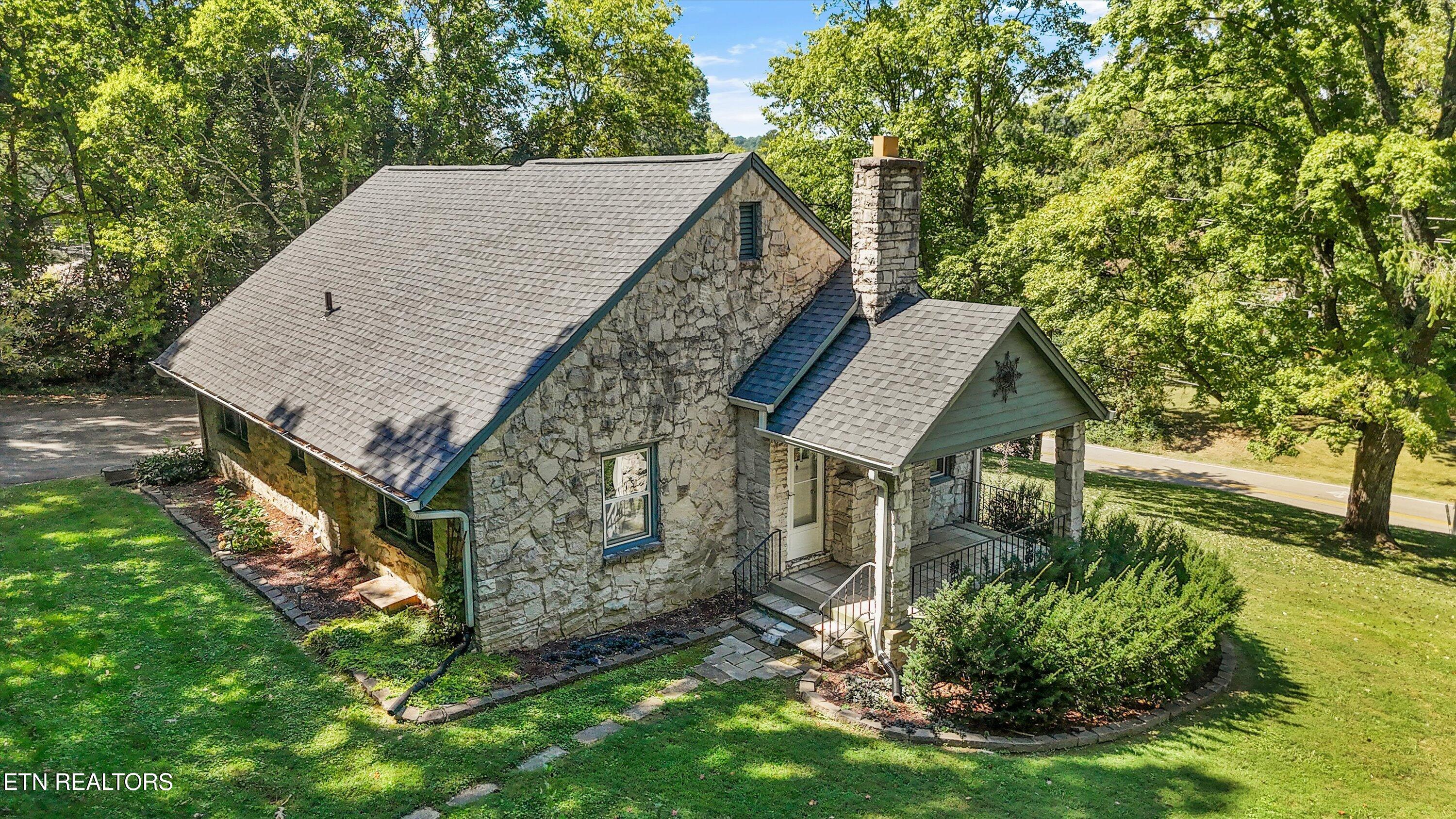 5106 Holston Drive Knoxville TN 37914