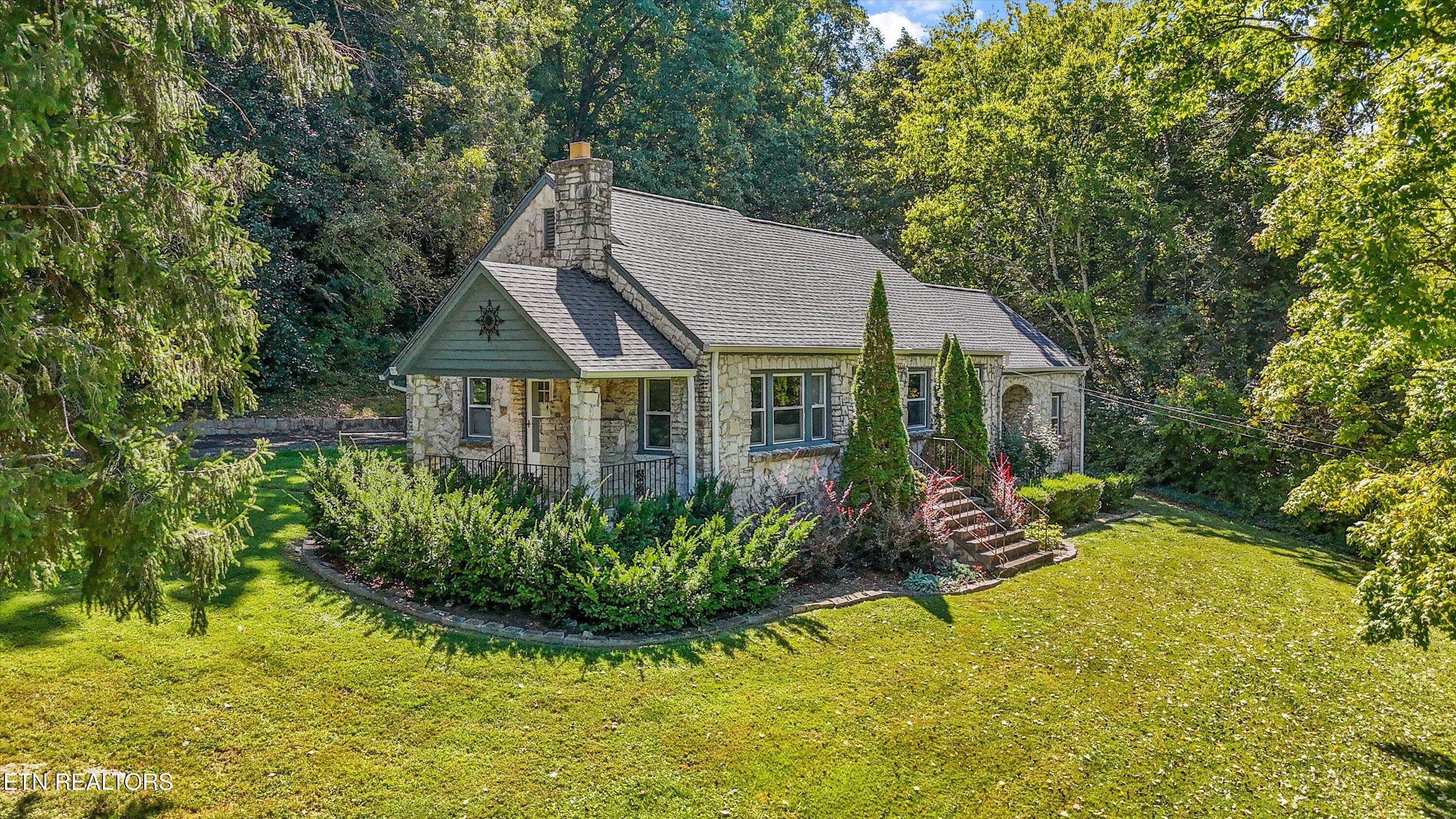 5106 Holston Drive Knoxville TN 37914