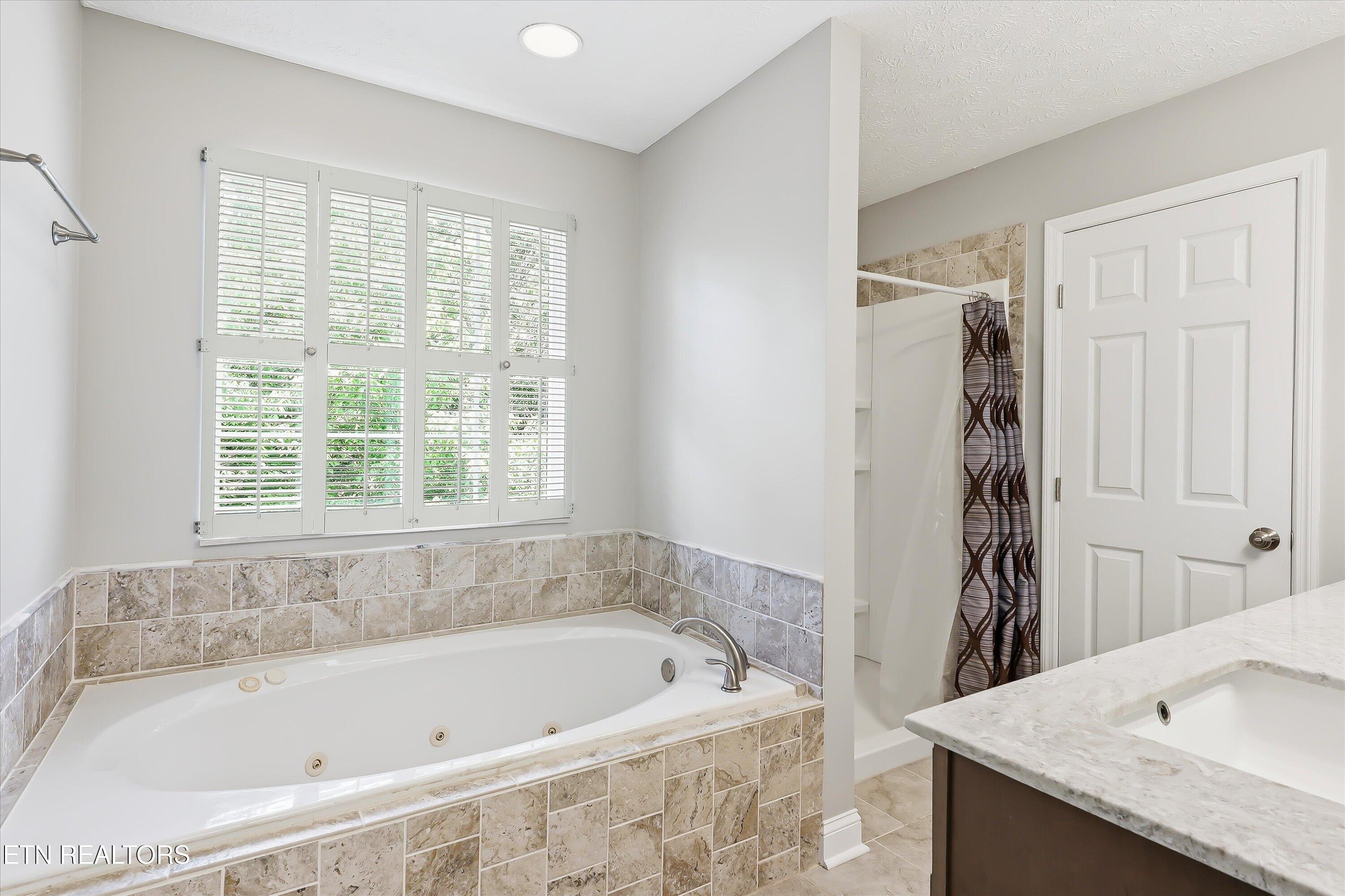 2376 Conners Creek Circle Knoxville TN 37932