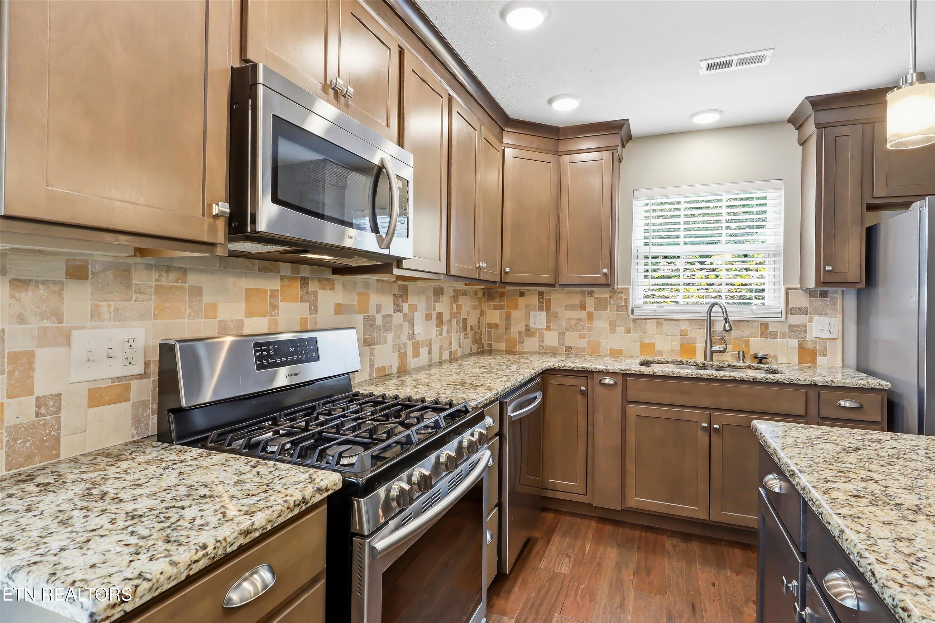 2376 Conners Creek Circle Knoxville TN 37932