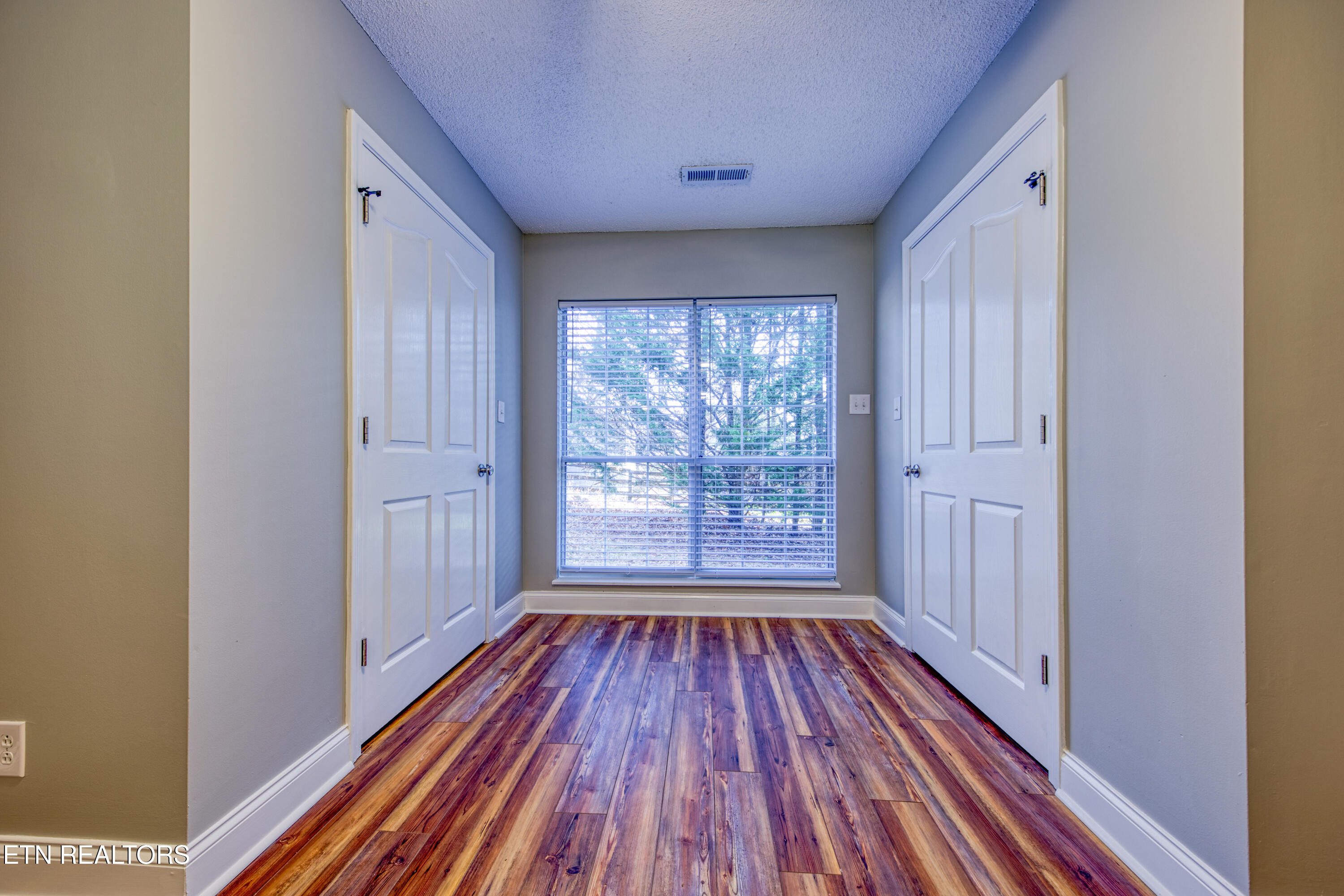 2205 Ridgecrest Drive Knoxville TN 37918