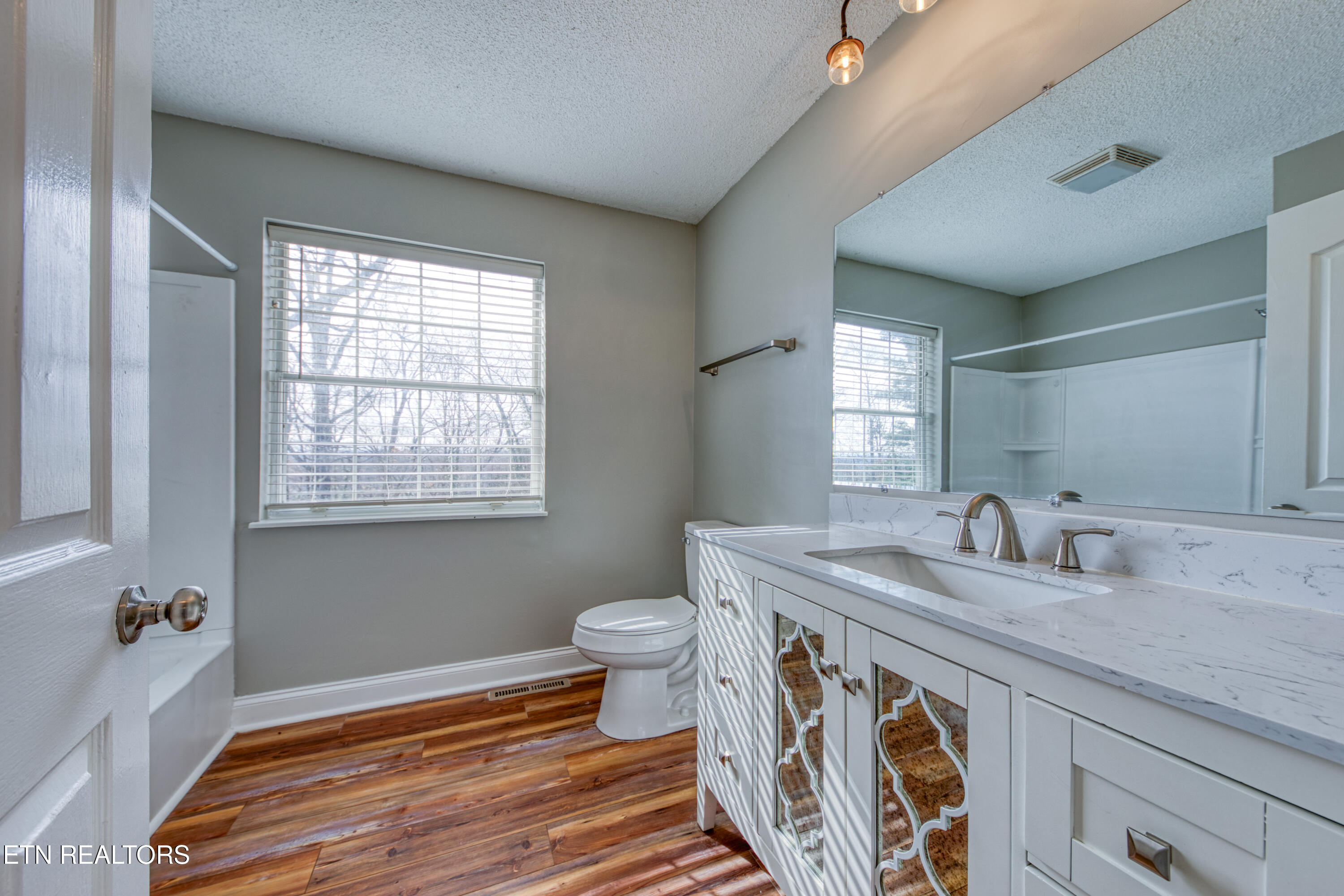 2205 Ridgecrest Drive Knoxville TN 37918