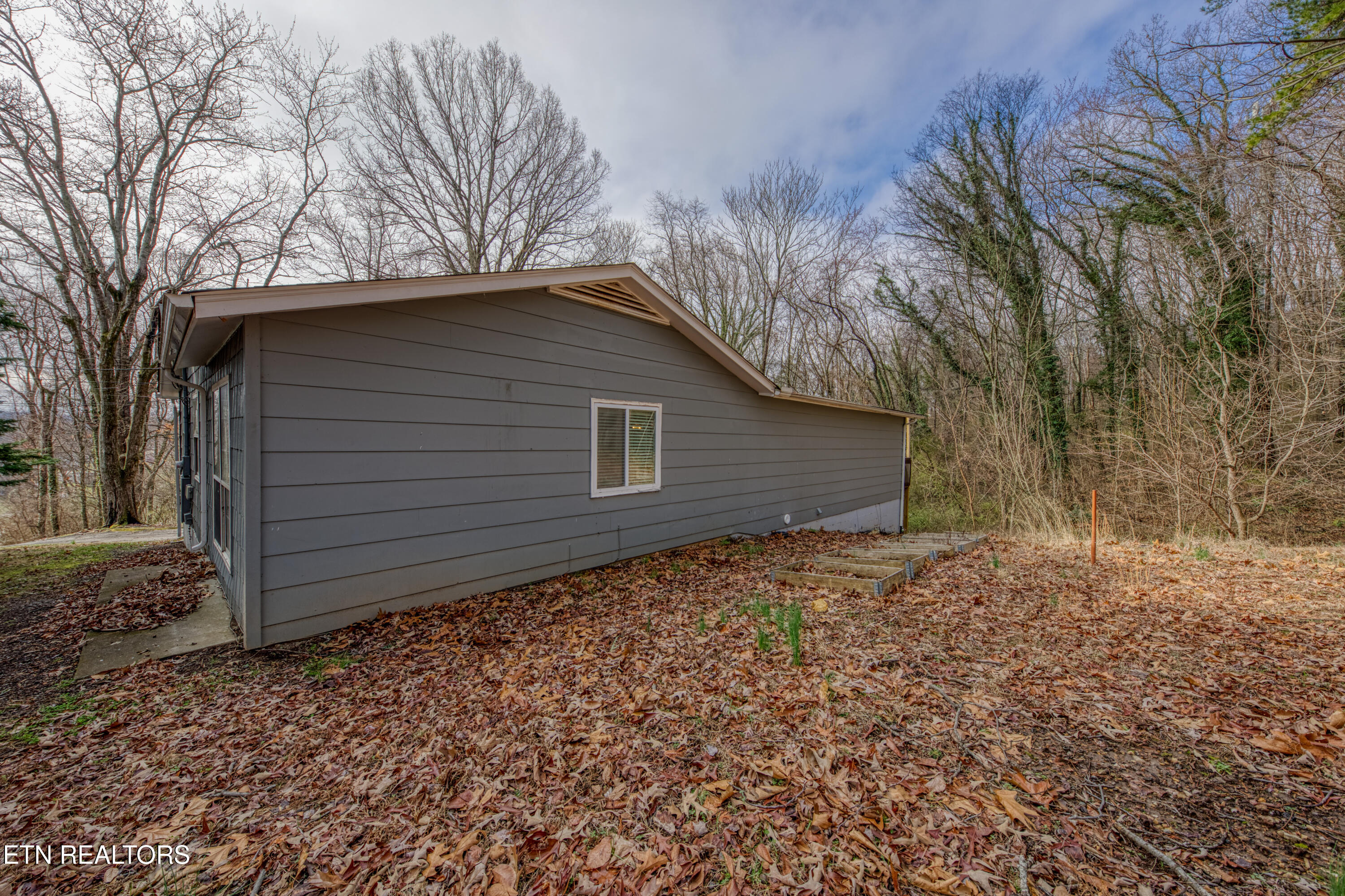 2205 Ridgecrest Drive Knoxville TN 37918