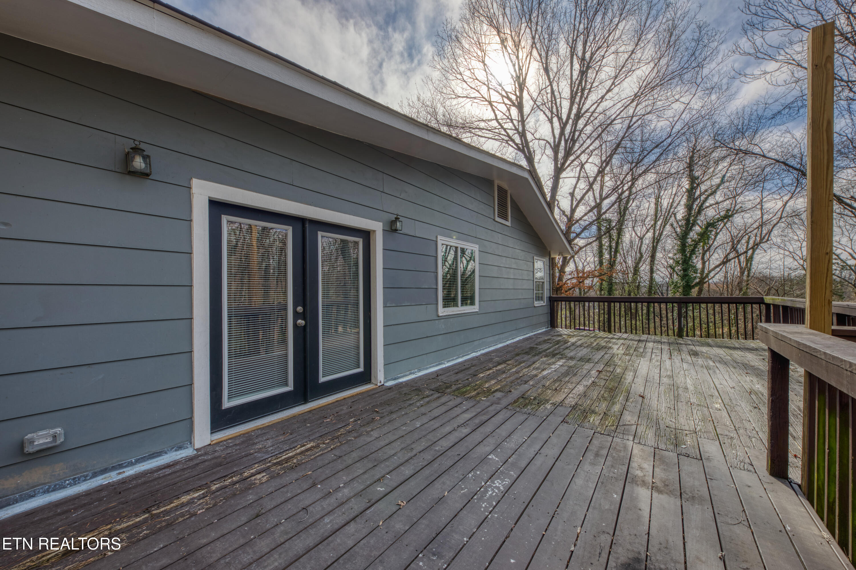 2205 Ridgecrest Drive Knoxville TN 37918