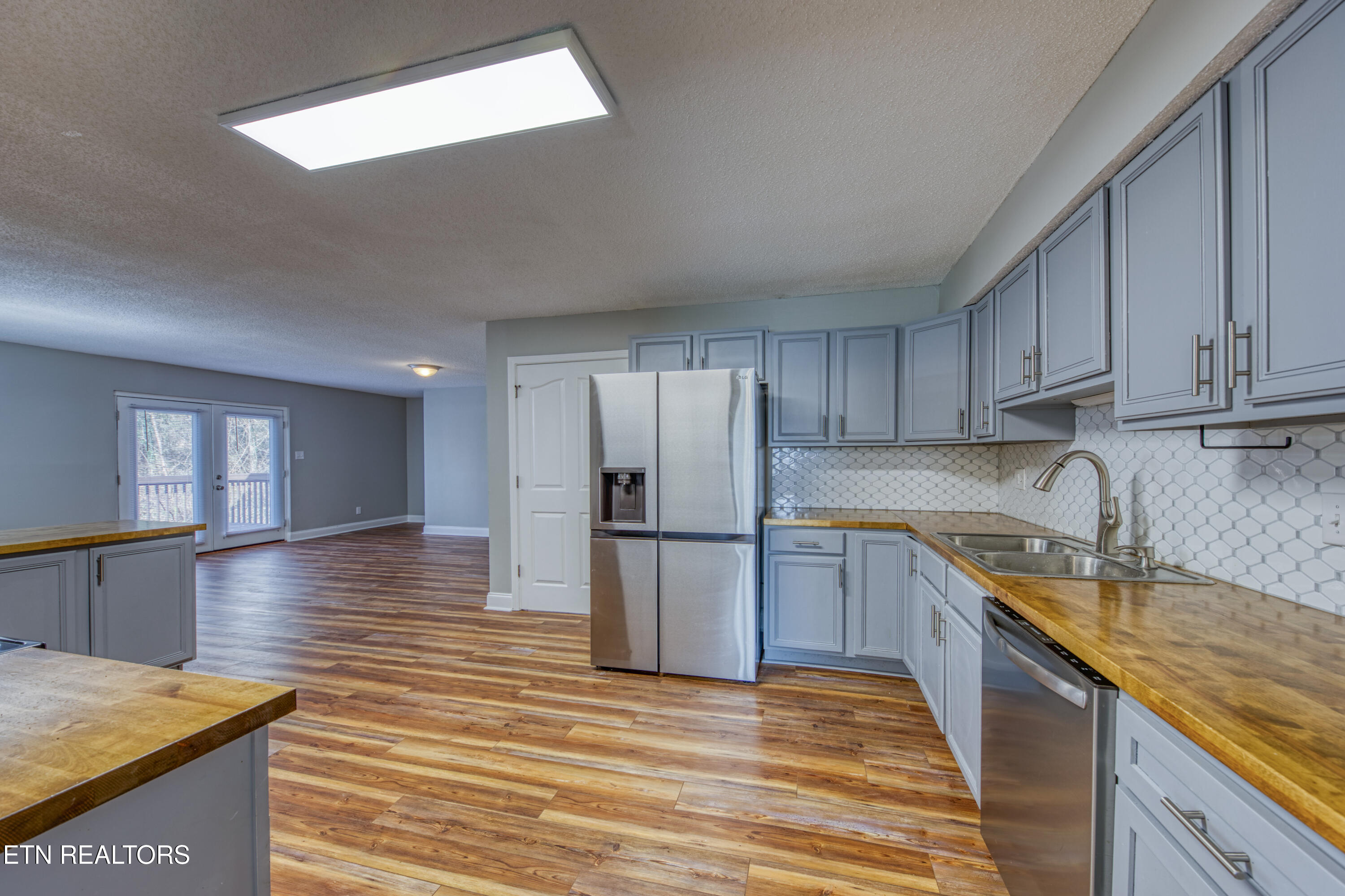 2205 Ridgecrest Drive Knoxville TN 37918