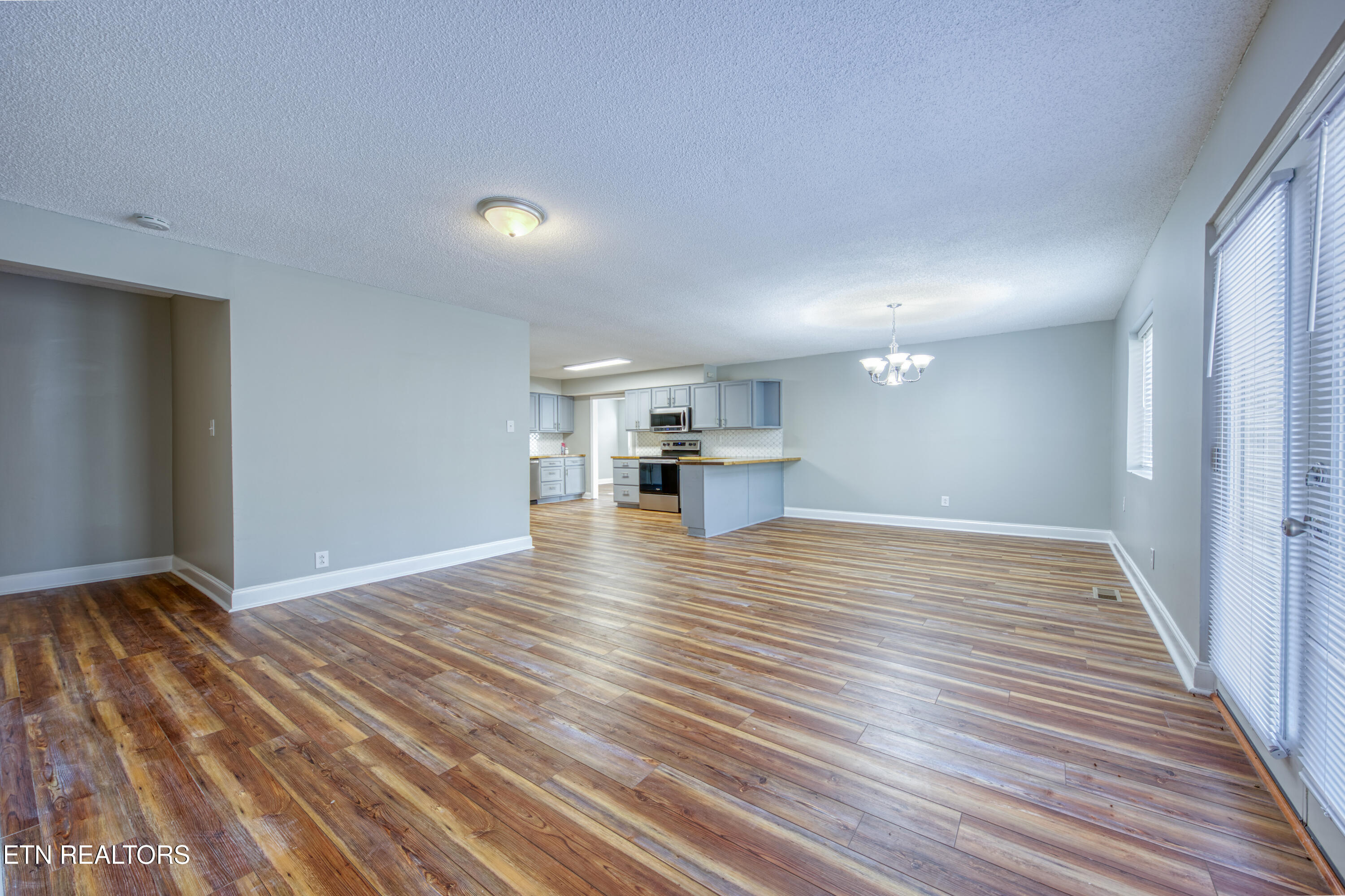 2205 Ridgecrest Drive Knoxville TN 37918