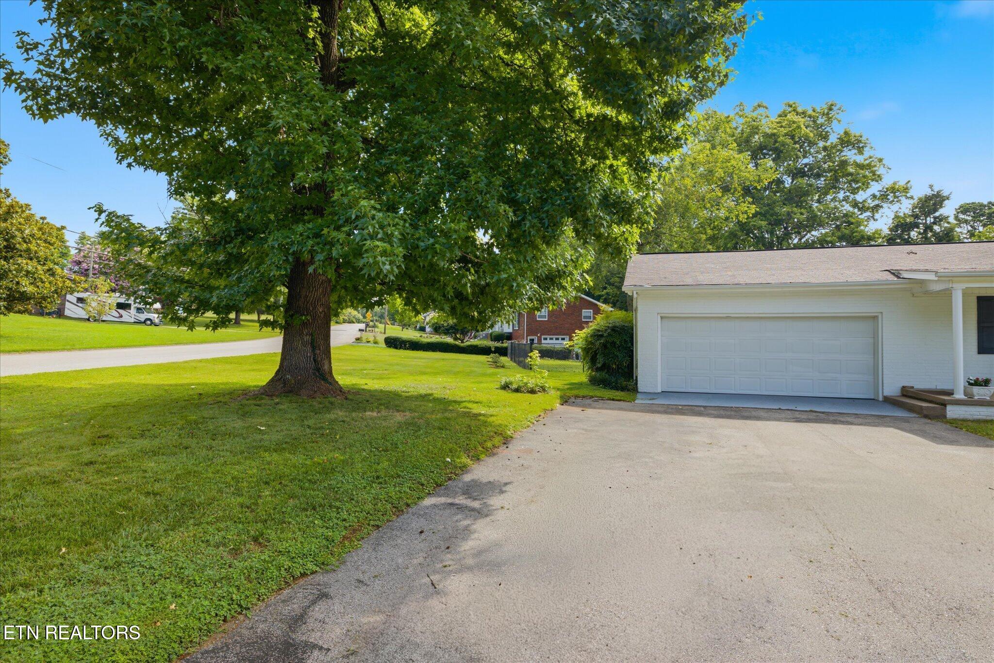 412 Bridgewater Road Knoxville TN 37923