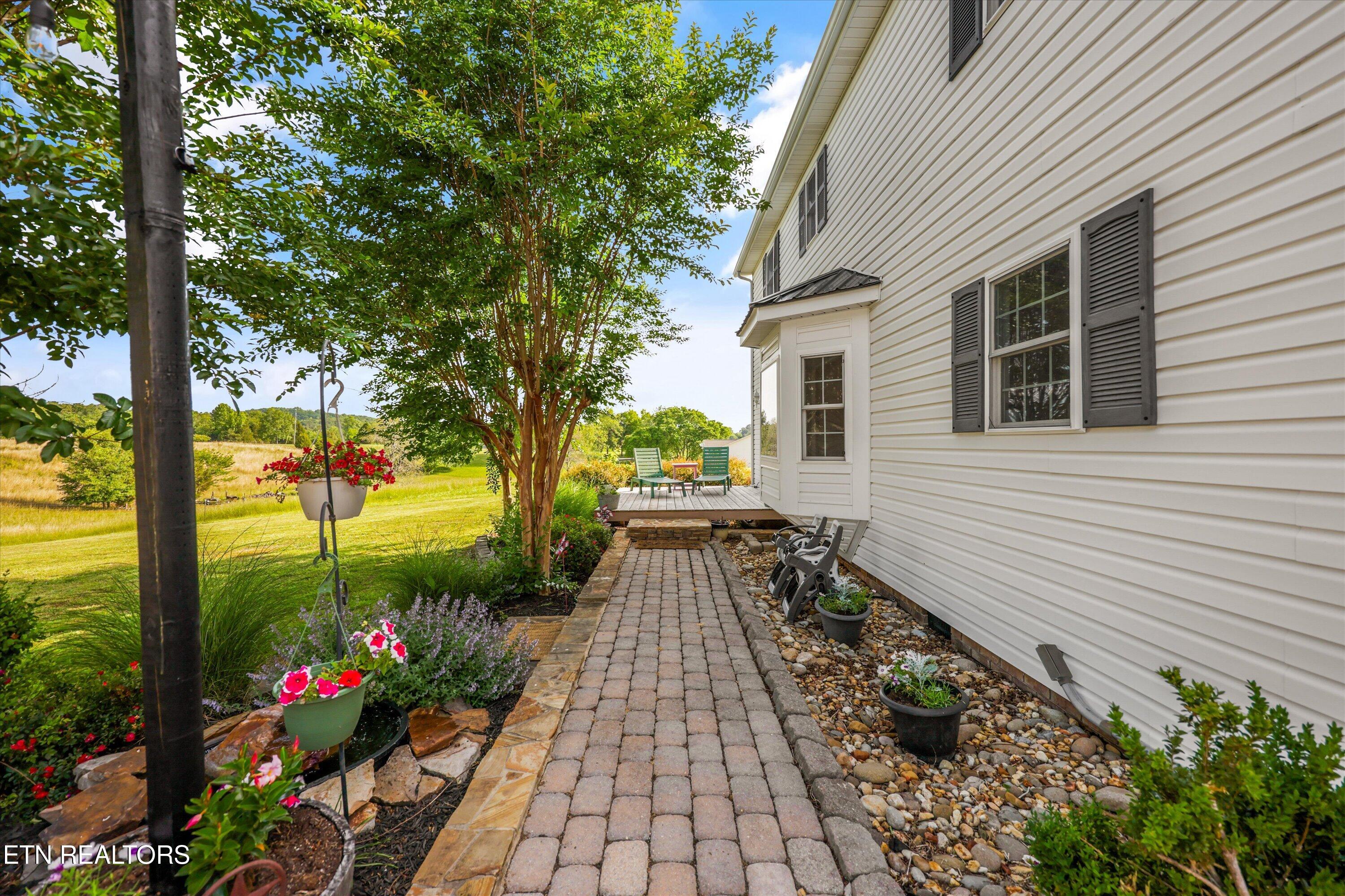 1167 Sable Road Spring City TN 37381