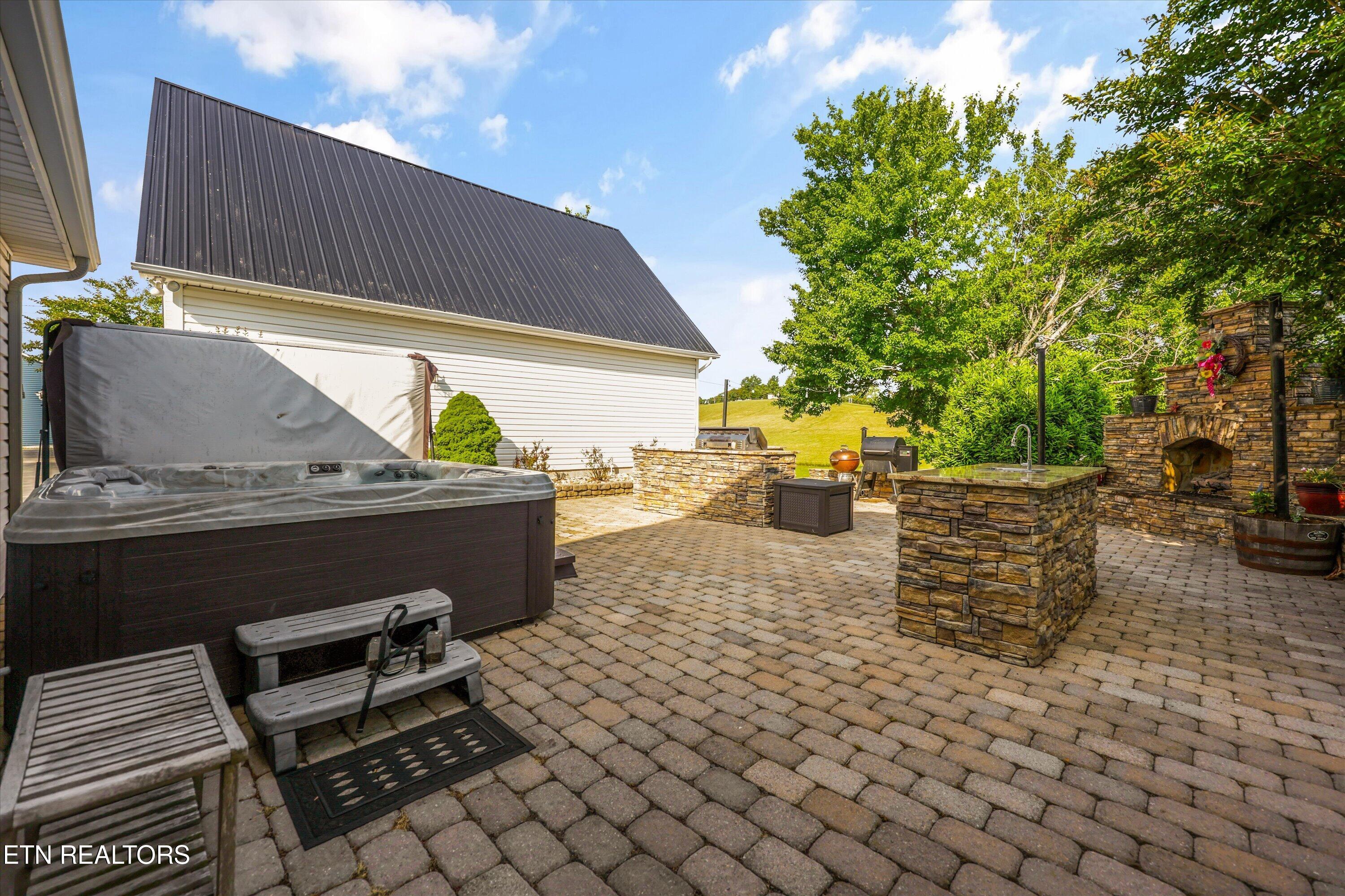 1167 Sable Road Spring City TN 37381