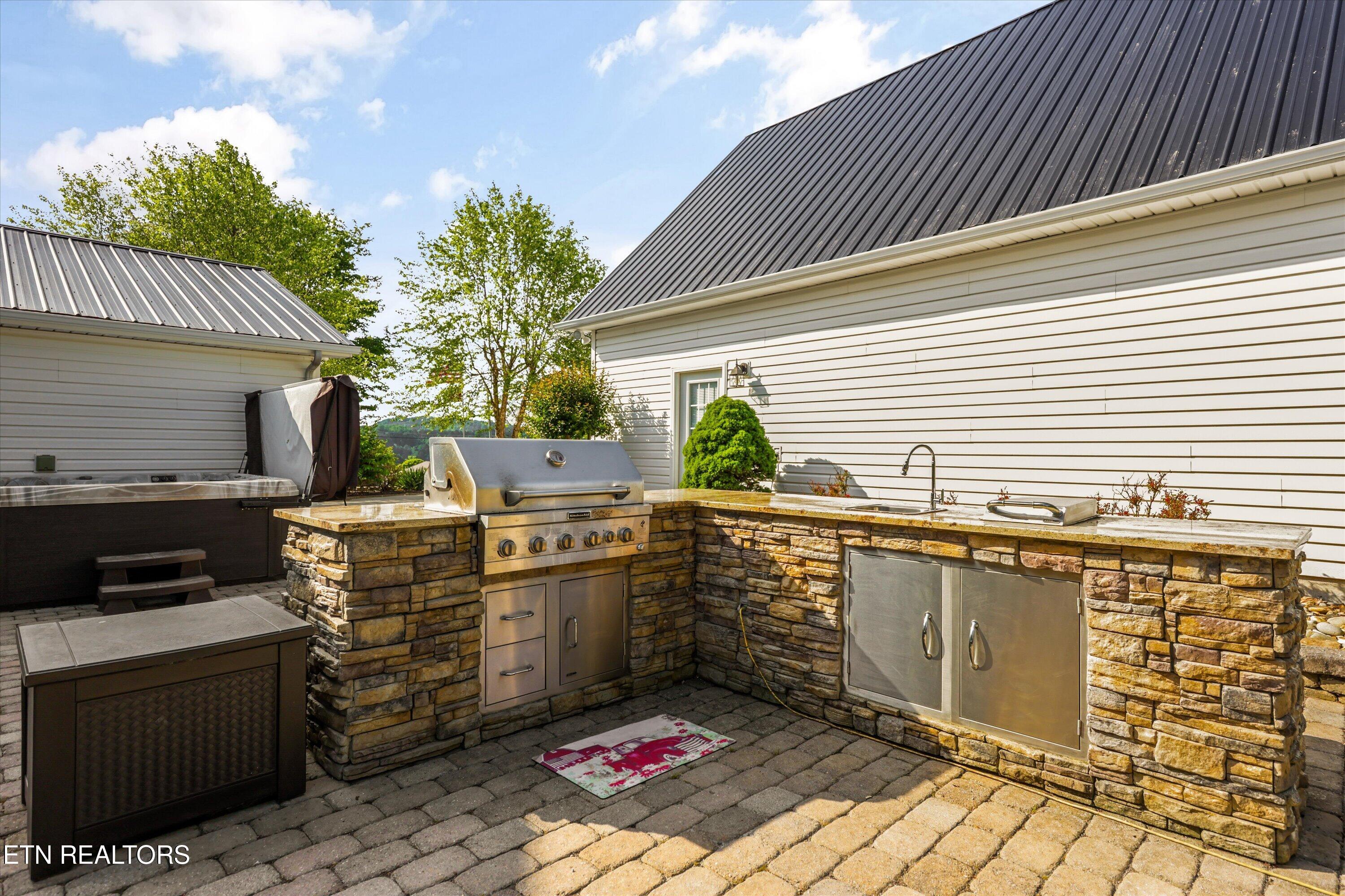1167 Sable Road Spring City TN 37381