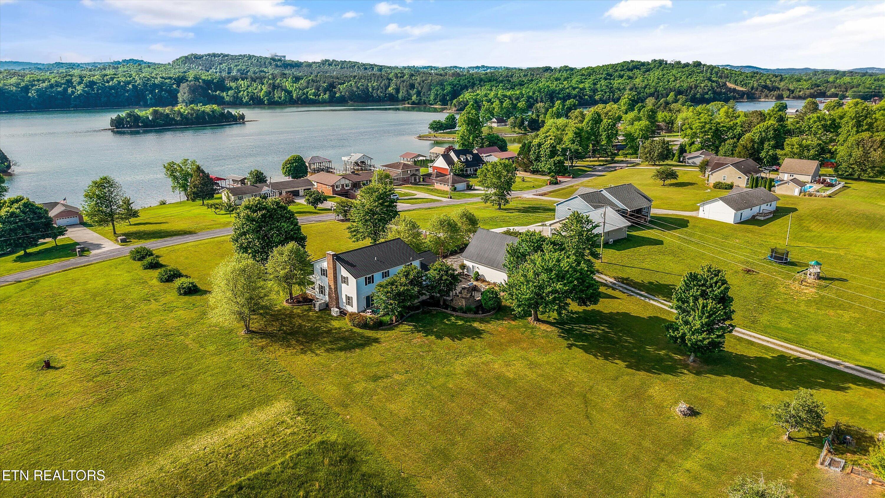 1167 Sable Road Spring City TN 37381