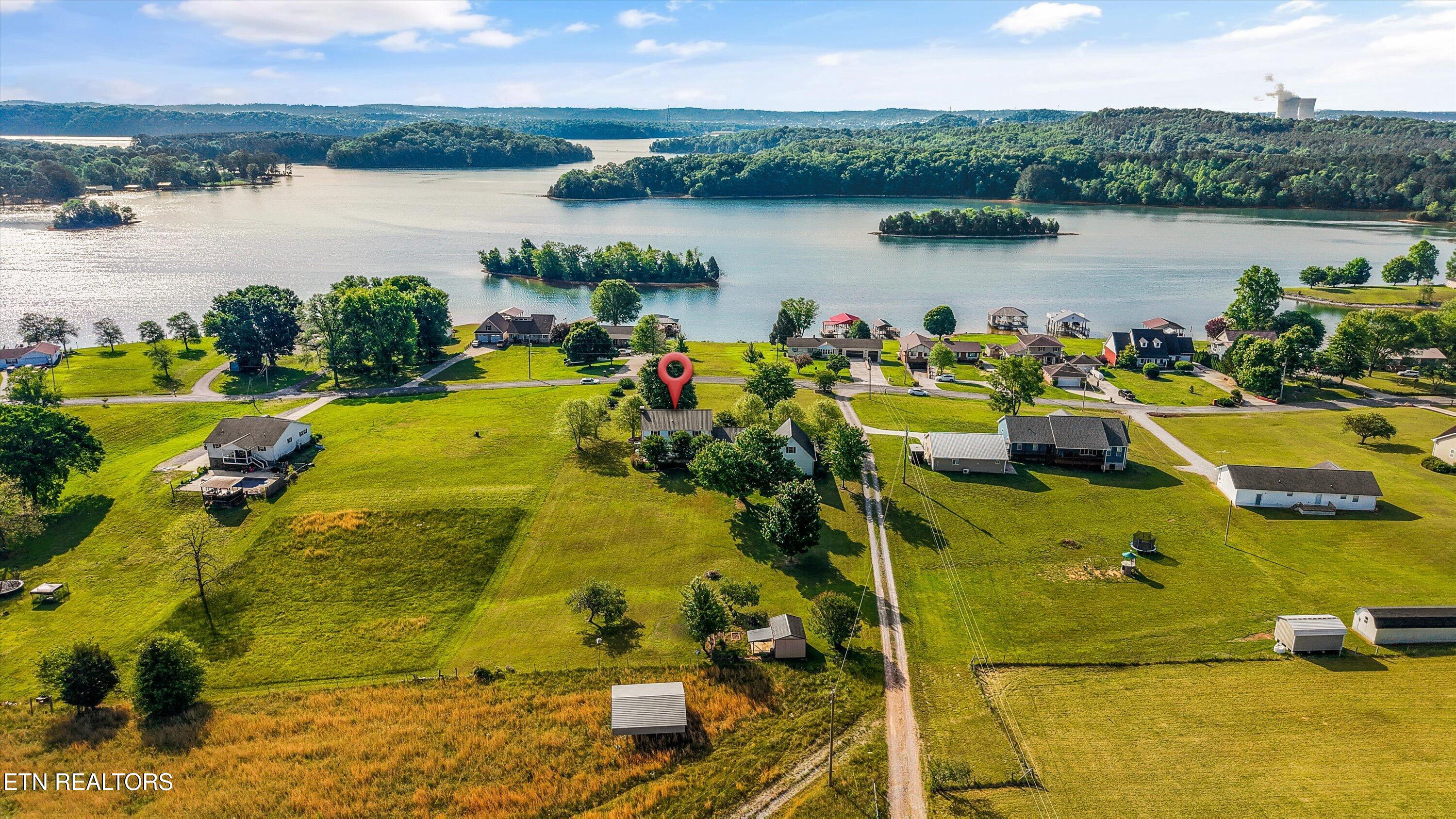 1167 Sable Road Spring City TN 37381