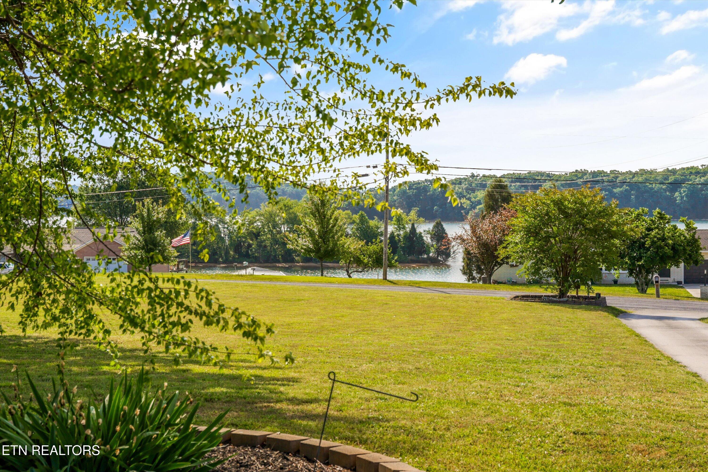 1167 Sable Road Spring City TN 37381